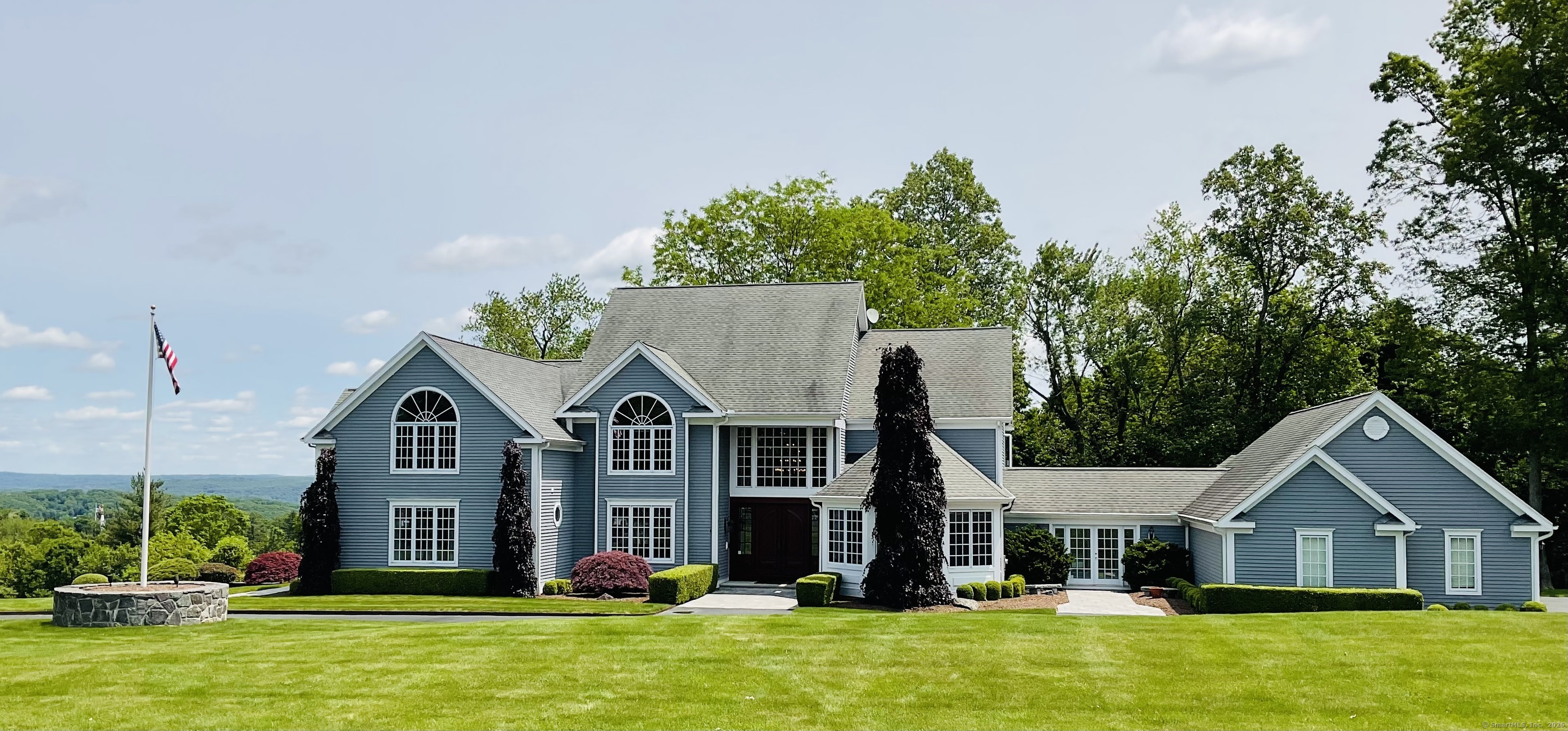 7 Old Castle Drive Newtown CT