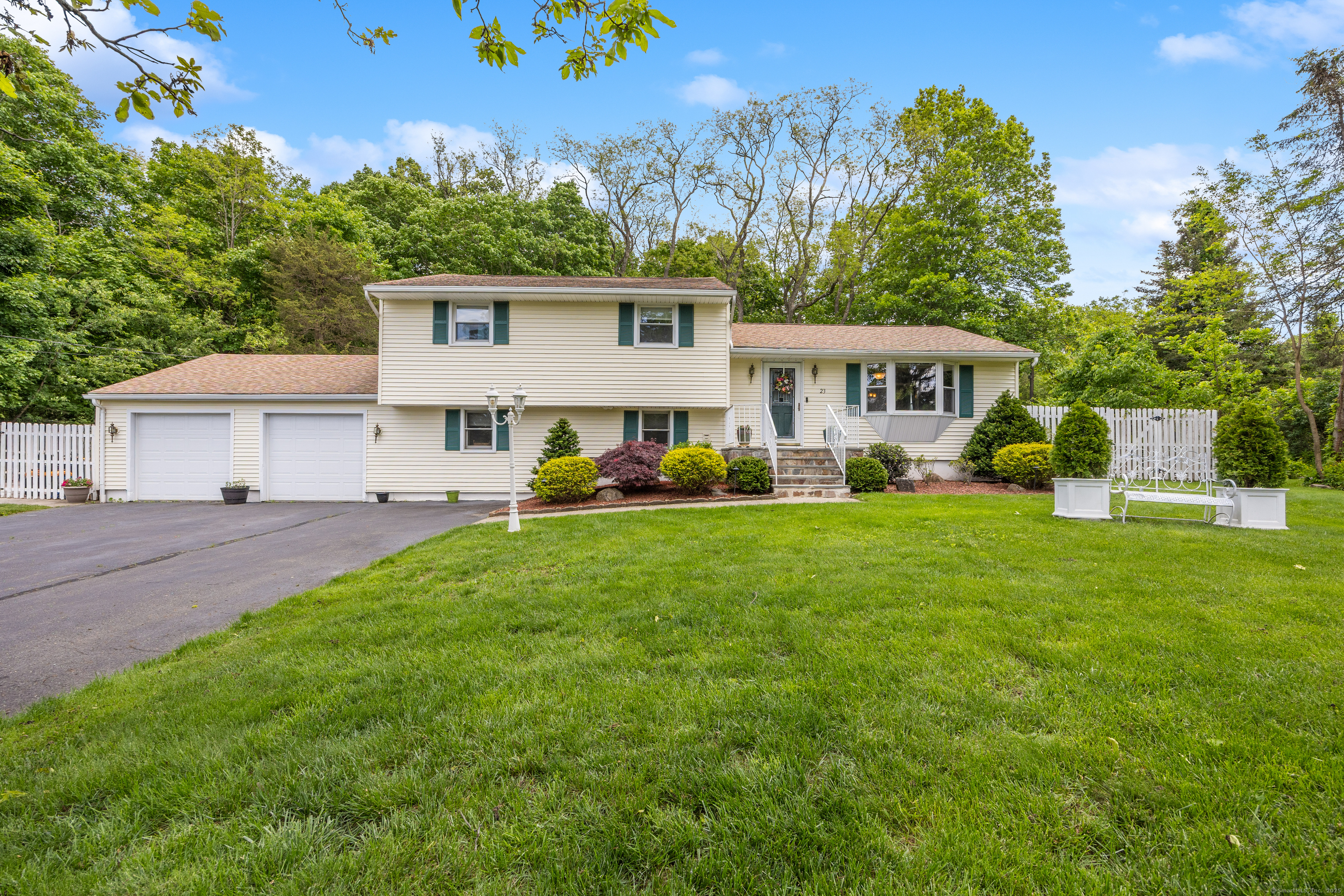 23 Talmadge Hill Road Prospect CT