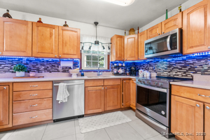 Homes for sale in Newtown, CT | 30 Hi Barlow Rd, Newtown, CT 06470 | MLS# 24101269