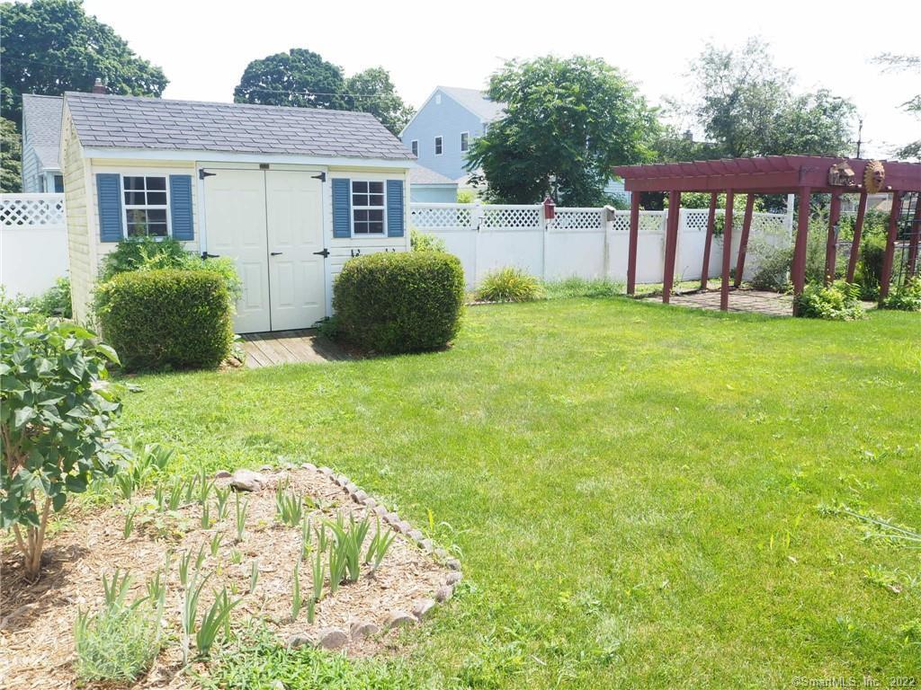 182 Robert Treat, Milford, 06460, 3 Bedrooms Bedrooms, ,2 BathroomsBathrooms,Residential Rental,For Sale,Robert Treat,24101435