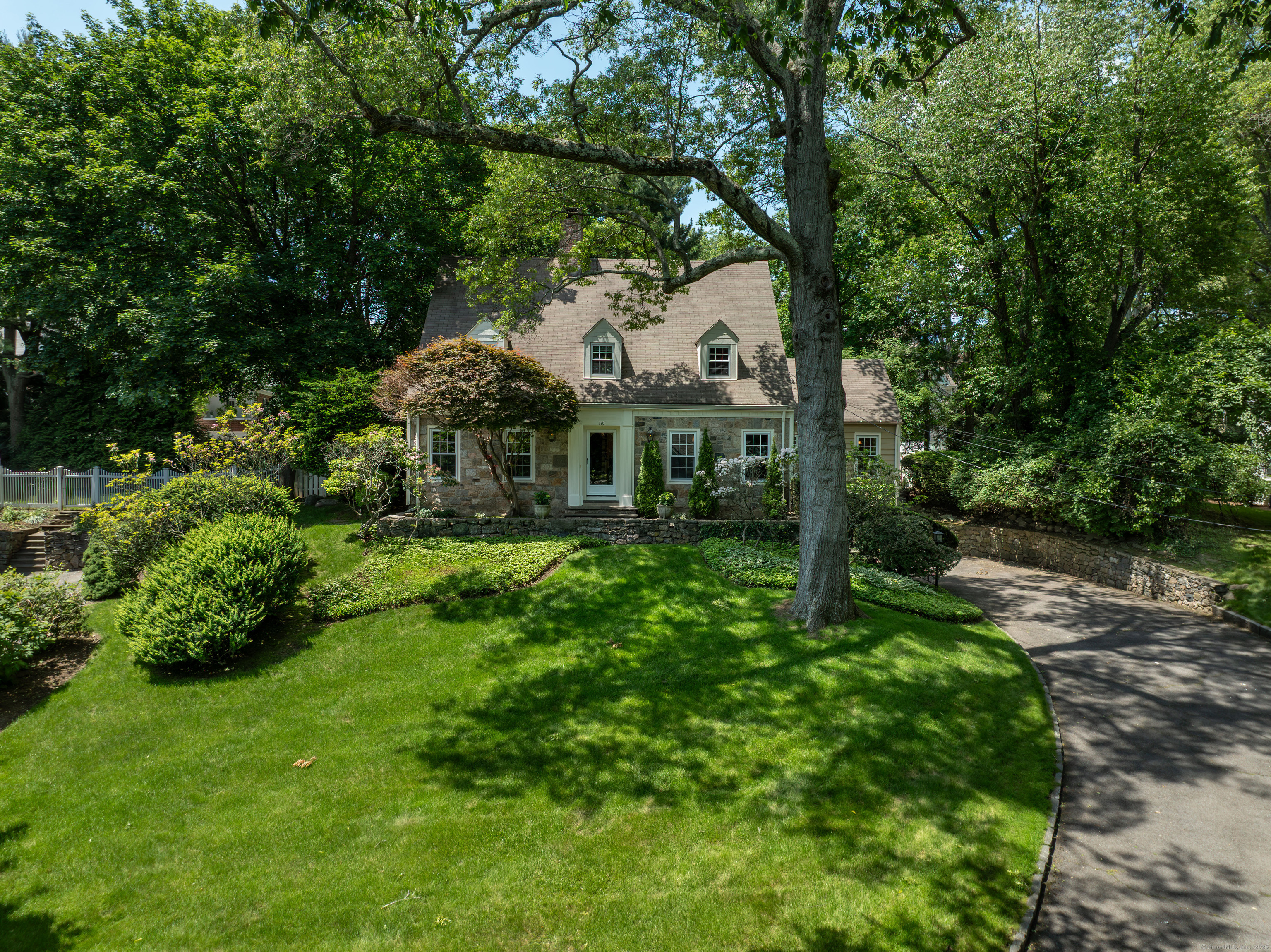 330 Emery Drive Stamford CT