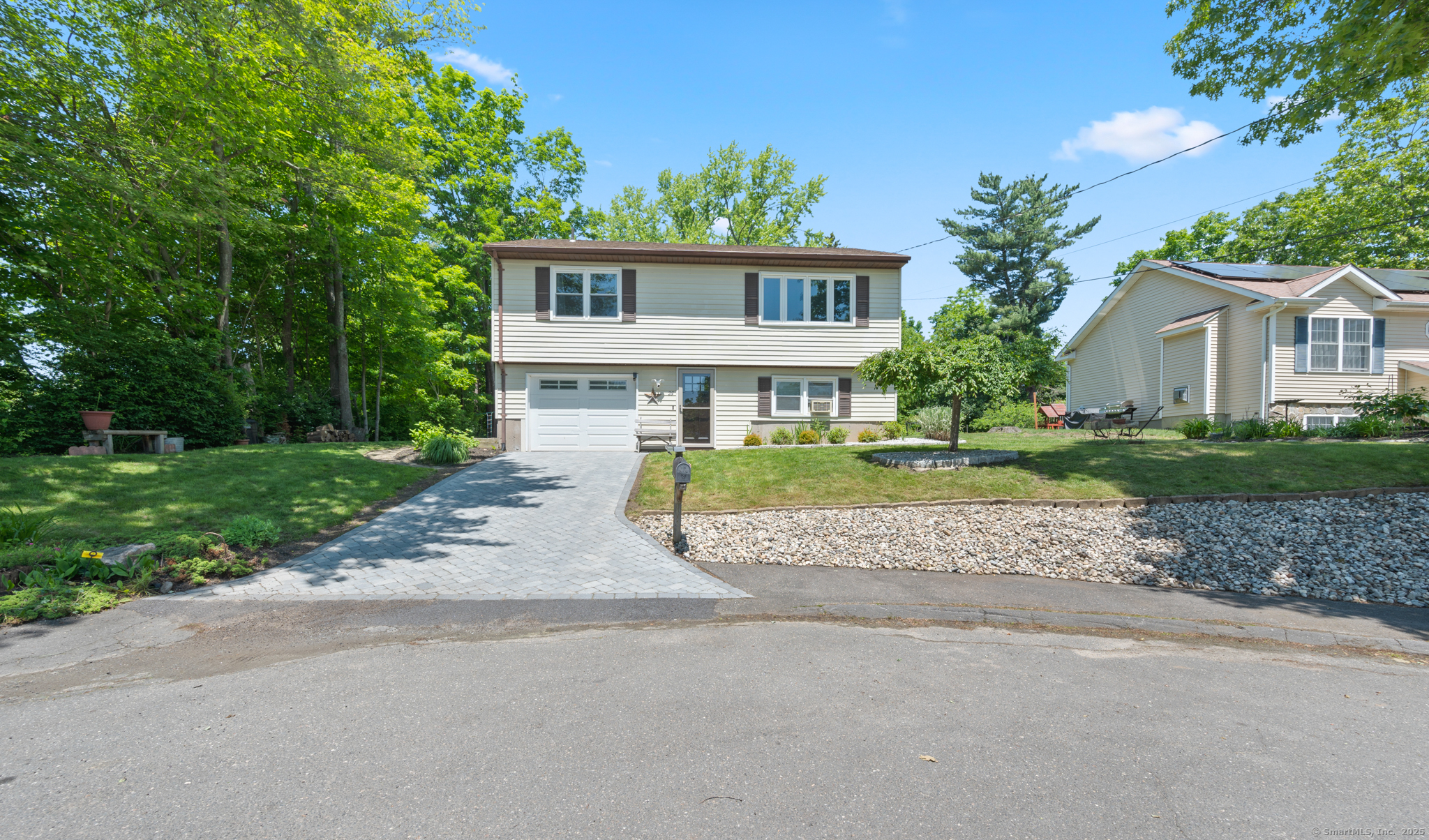 25 Parkwood Avenue Waterbury CT