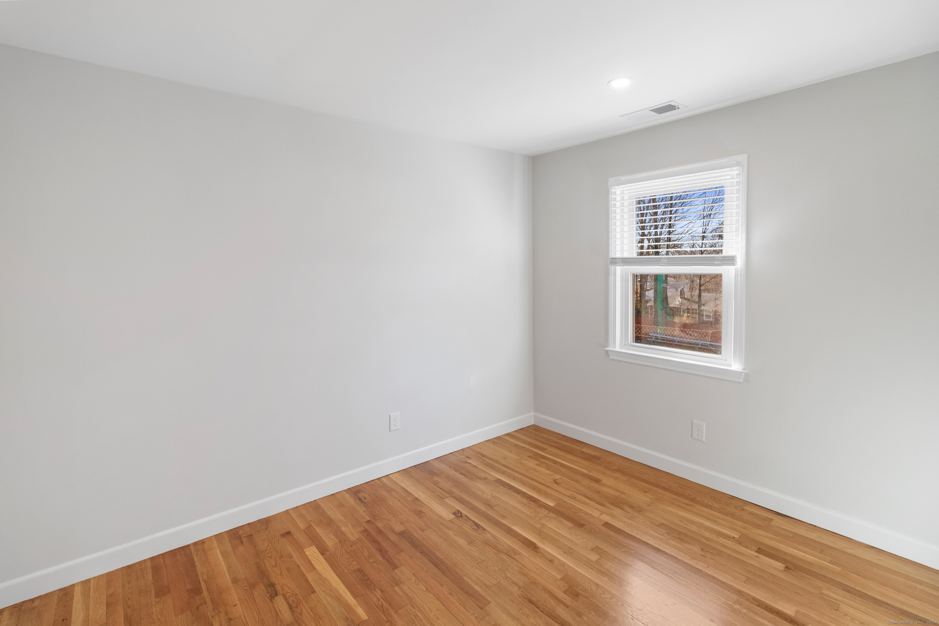 59 Clinton, Norwalk, 06854, 3 Bedrooms Bedrooms, ,2 BathroomsBathrooms,Residential Rental,For Sale,Clinton,24101487