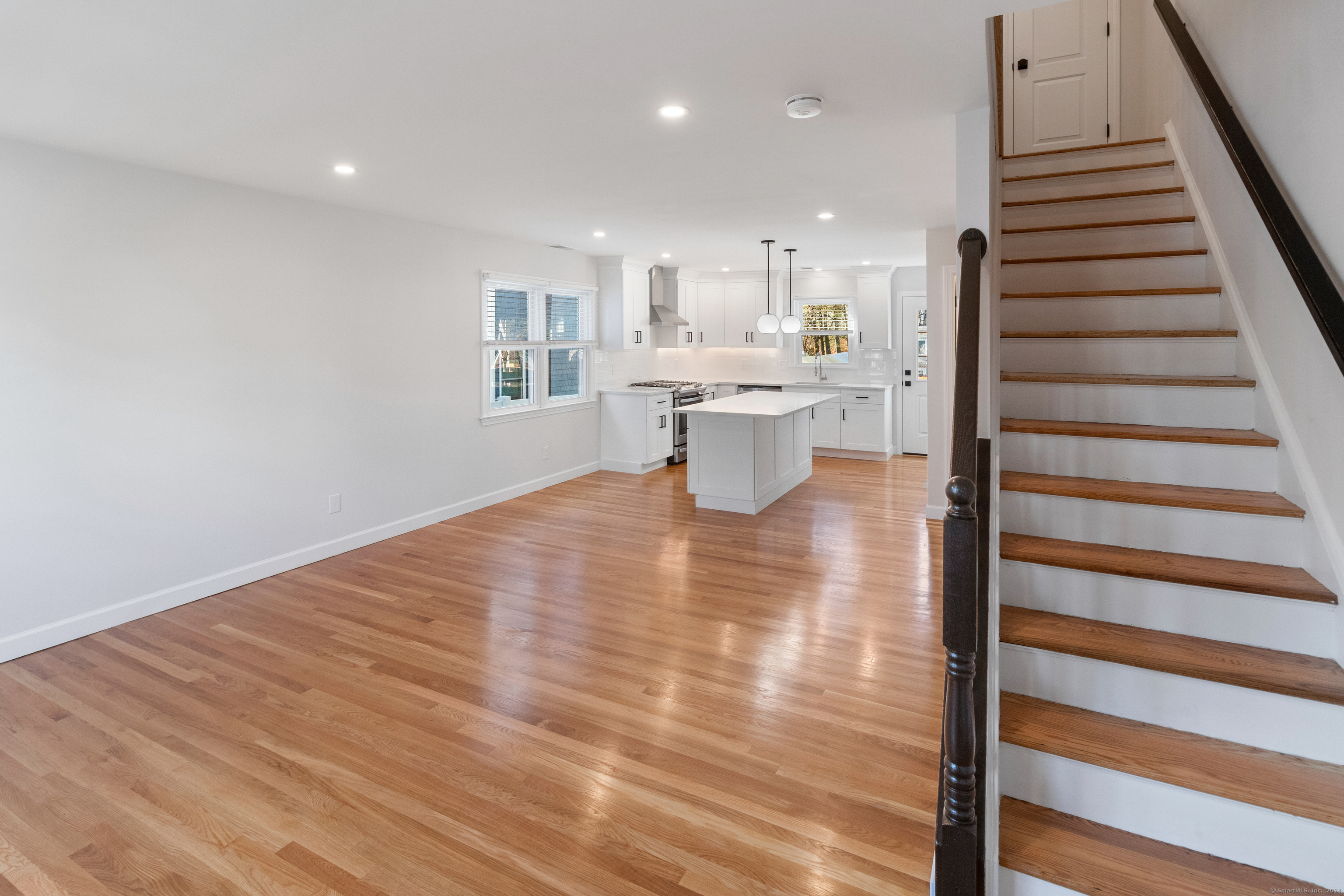59 Clinton, Norwalk, 06854, 3 Bedrooms Bedrooms, ,2 BathroomsBathrooms,Residential Rental,For Sale,Clinton,24101487