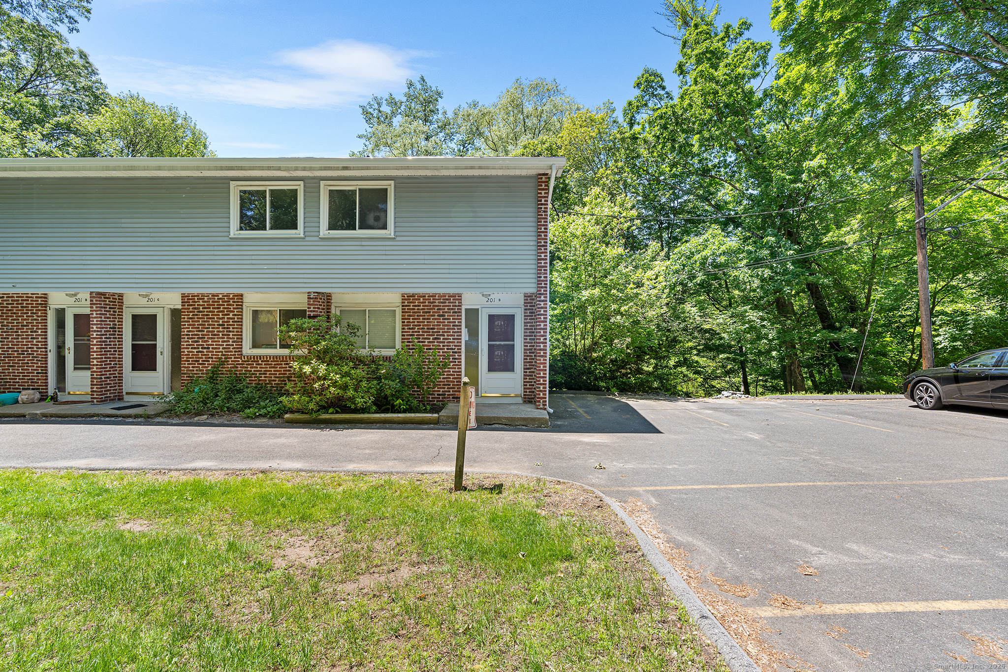201 Baxter Road Mansfield CT