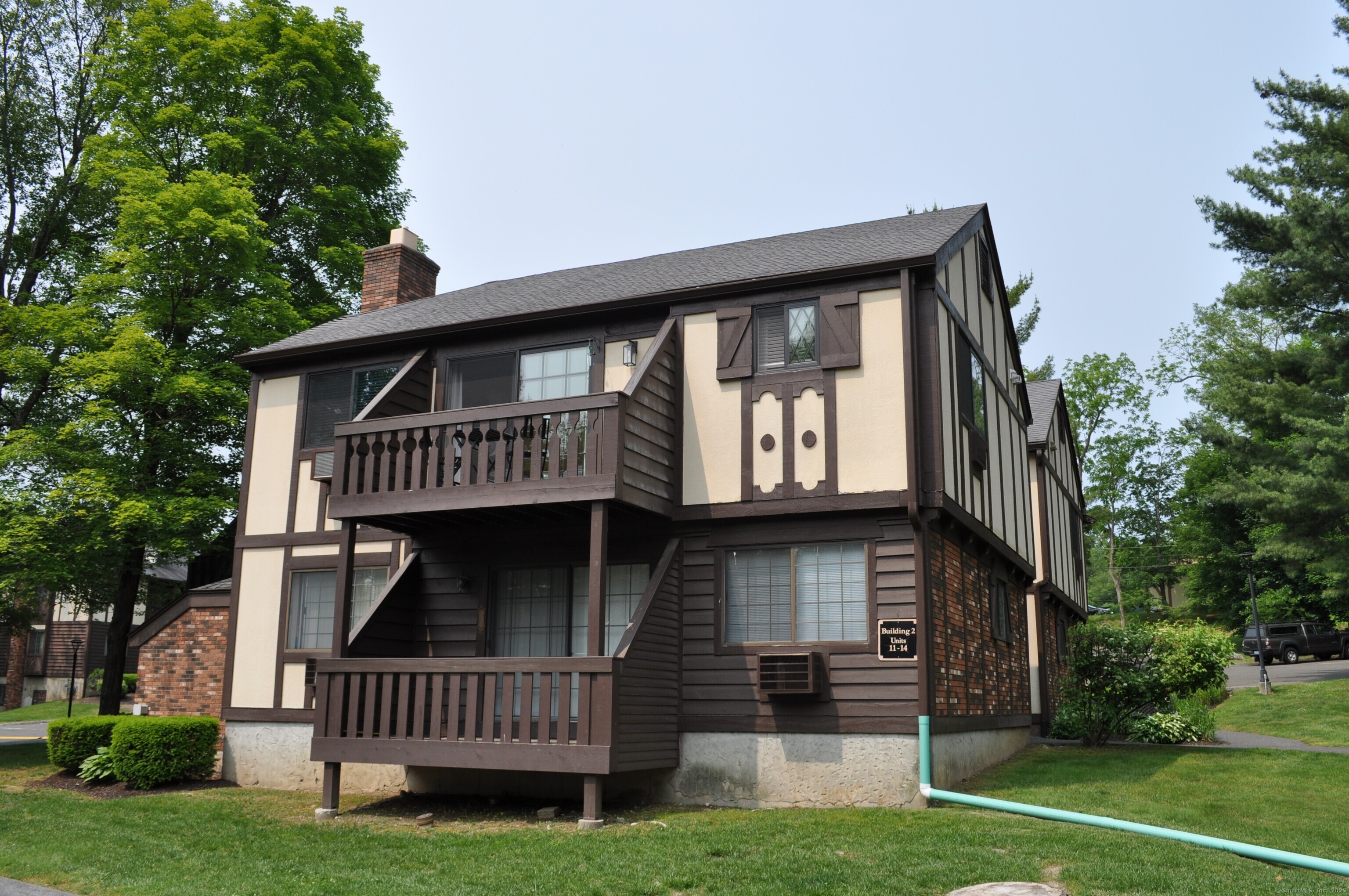 12 Derby Court Brookfield CT