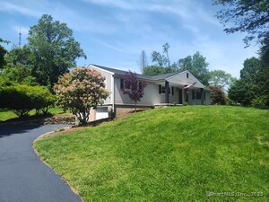 279 Beacon Hill Road