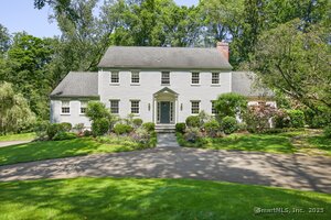 151 Woodridge Drive