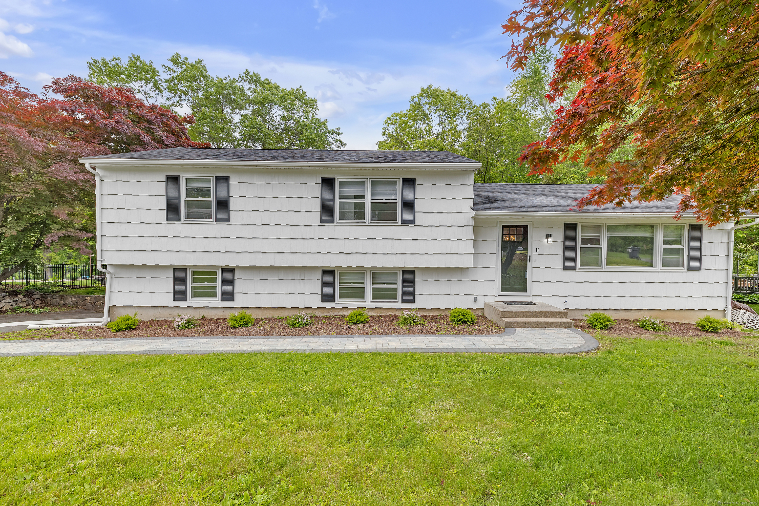 17 Ridgedale Road Bethel CT