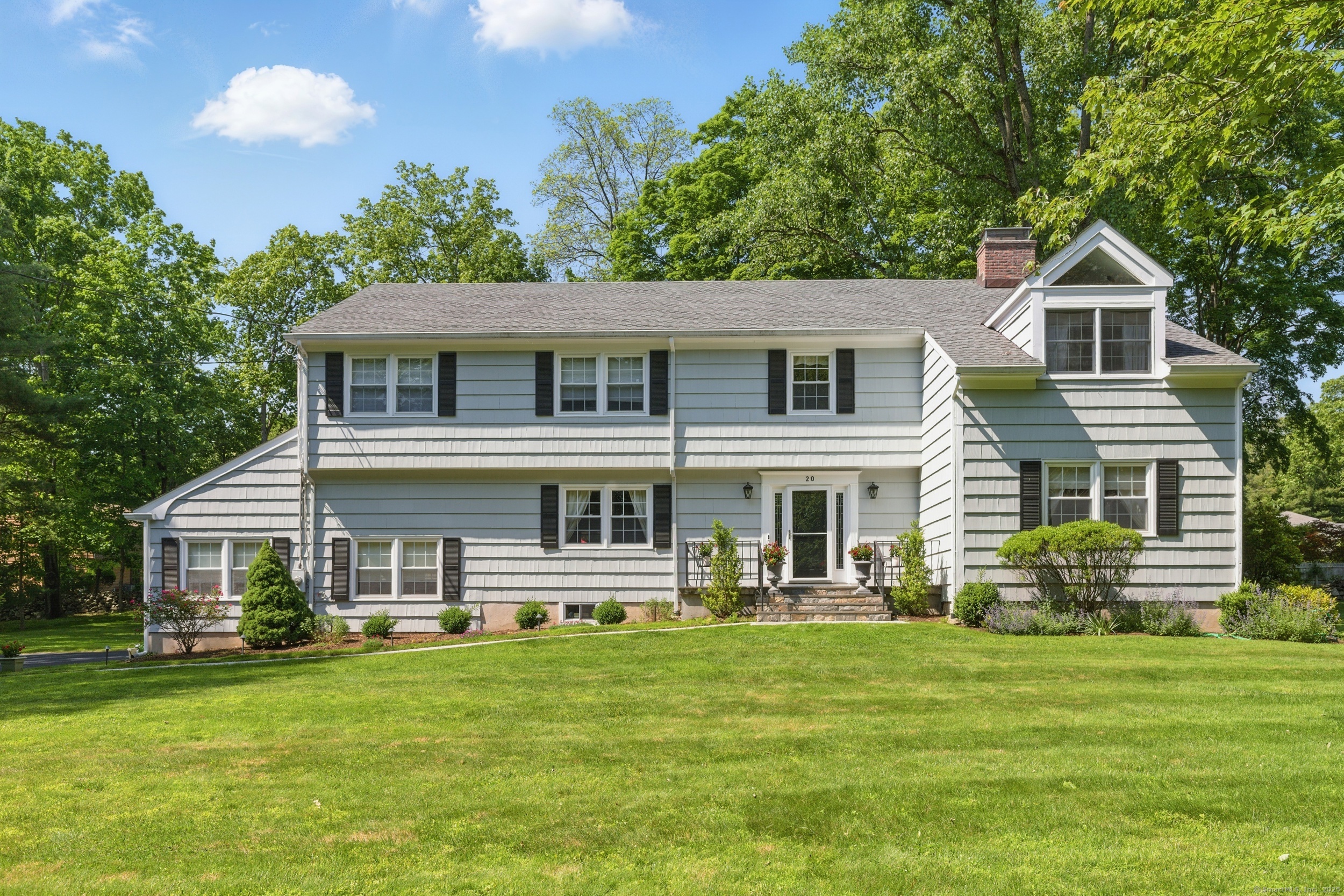 20 Winding Brook Lane Stamford CT