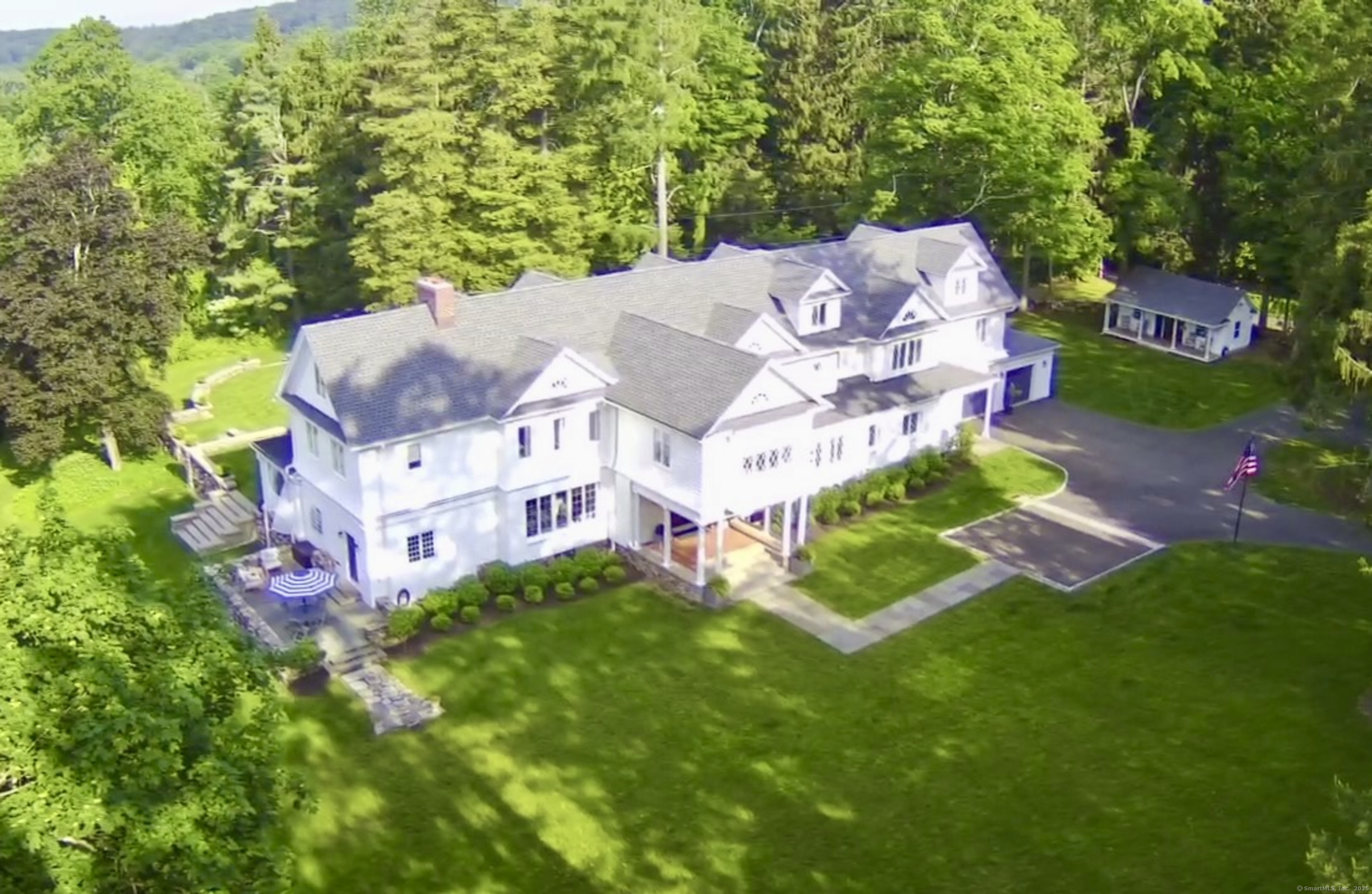 47 Peaceable Street Ridgefield CT
