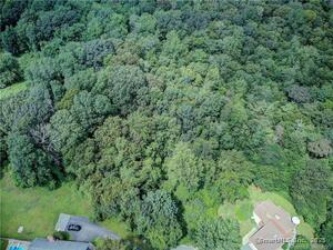 Homes for sale in Groton, CT | 68 Mystic Meadow Ln, Groton, CT 06355 | MLS# 24101084