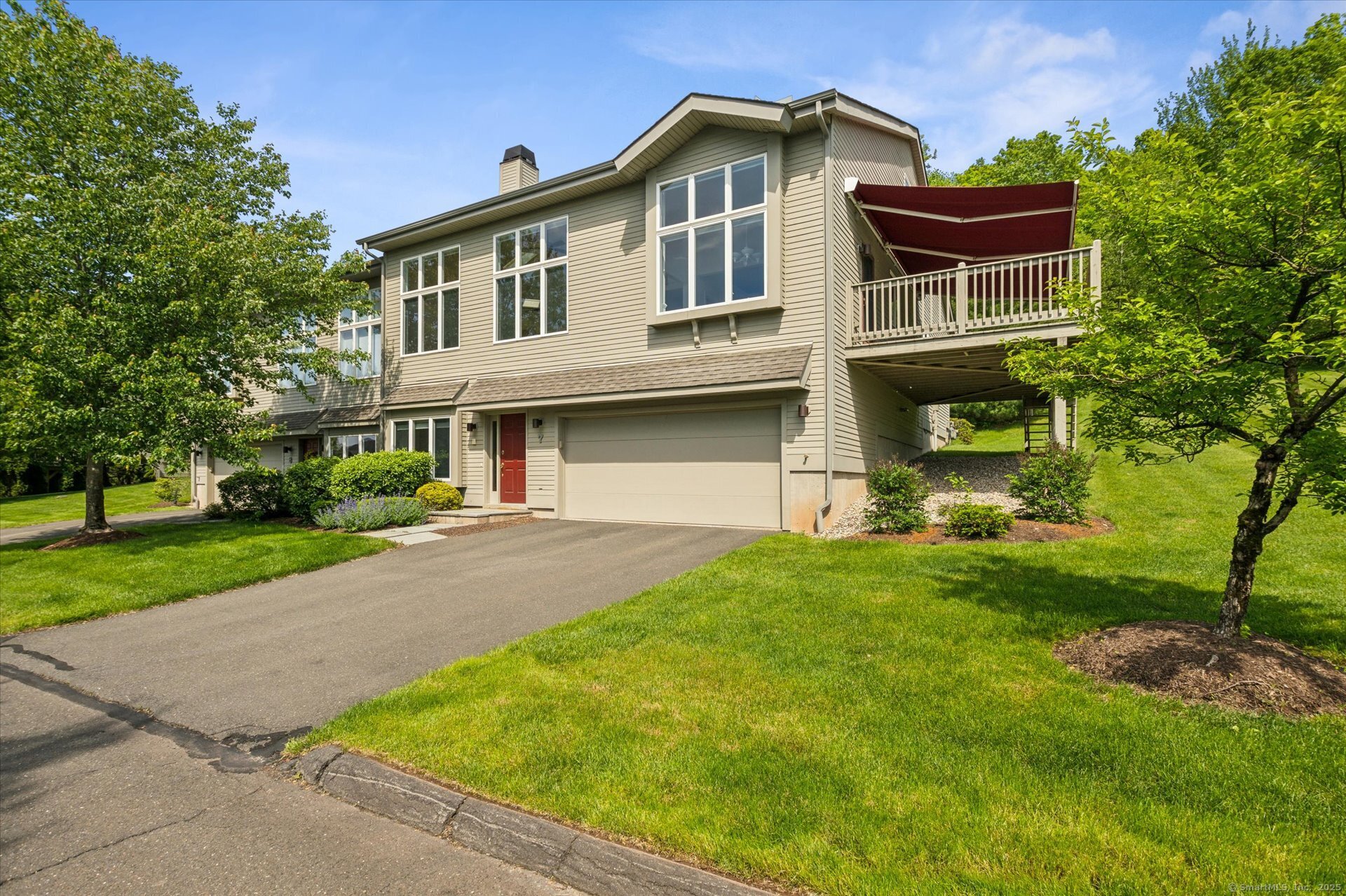 7 Wyndemere  Avon CT