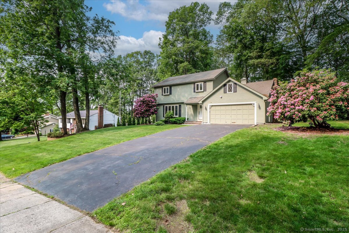 8 Autumn, Plainville, 06062, 4 Bedrooms Bedrooms, ,2 BathroomsBathrooms,Single Family For Sale,For Sale,Autumn,24100485