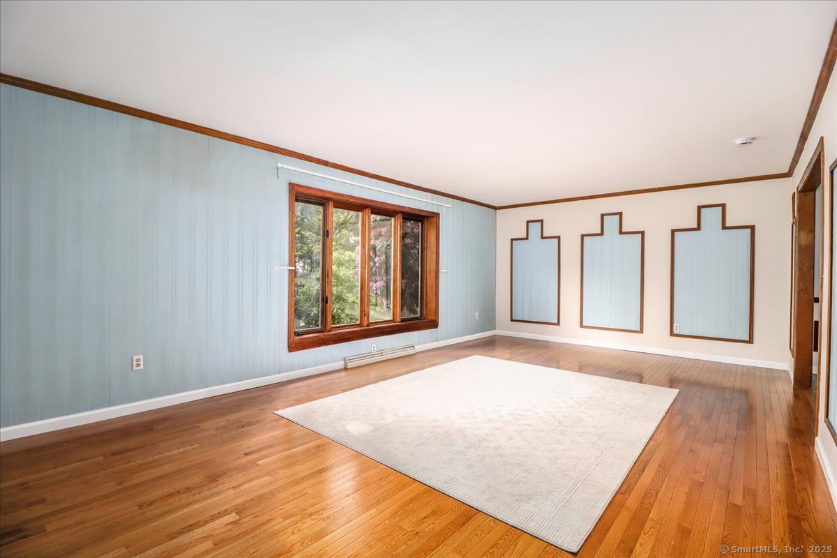 8 Autumn, Plainville, 06062, 4 Bedrooms Bedrooms, ,2 BathroomsBathrooms,Single Family For Sale,For Sale,Autumn,24100485