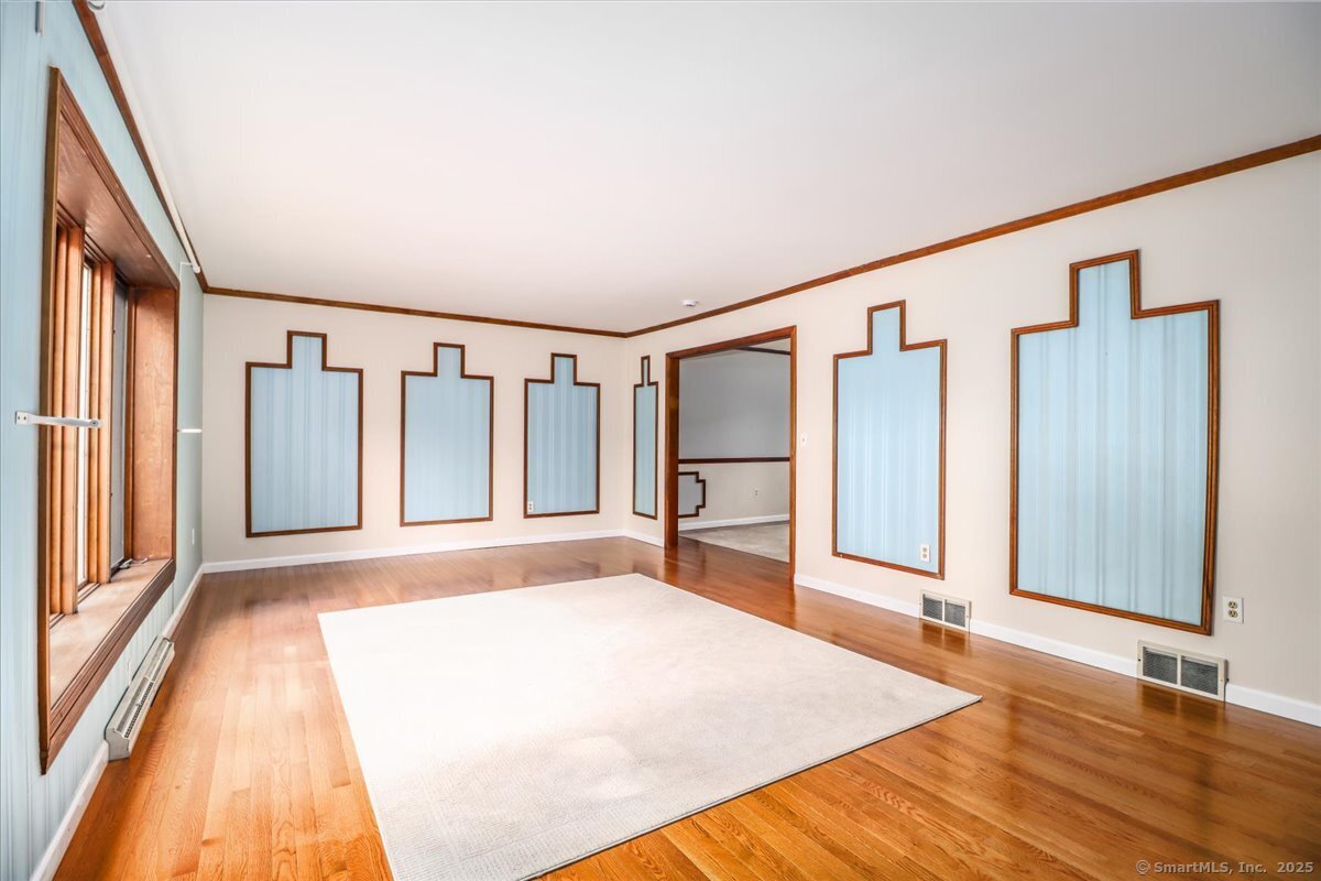 8 Autumn, Plainville, 06062, 4 Bedrooms Bedrooms, ,2 BathroomsBathrooms,Single Family For Sale,For Sale,Autumn,24100485