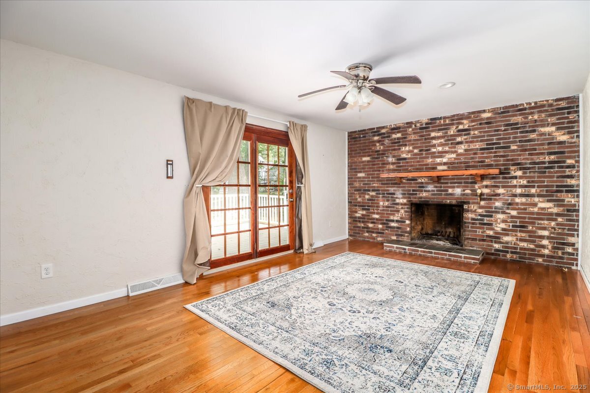 8 Autumn, Plainville, 06062, 4 Bedrooms Bedrooms, ,2 BathroomsBathrooms,Single Family For Sale,For Sale,Autumn,24100485