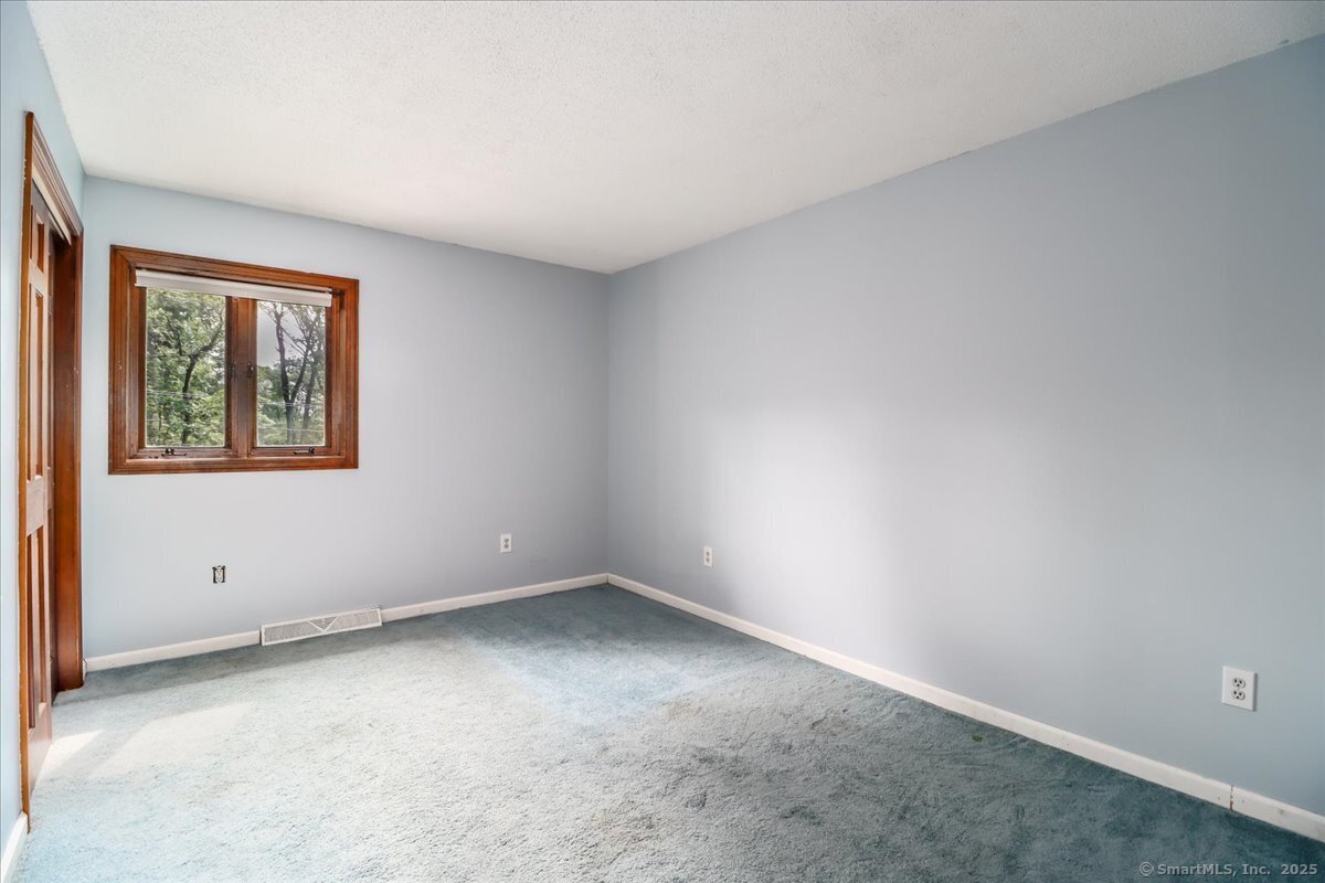 8 Autumn, Plainville, 06062, 4 Bedrooms Bedrooms, ,2 BathroomsBathrooms,Single Family For Sale,For Sale,Autumn,24100485