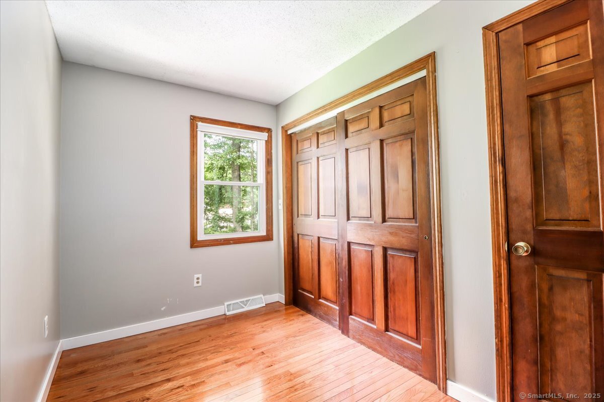8 Autumn, Plainville, 06062, 4 Bedrooms Bedrooms, ,2 BathroomsBathrooms,Single Family For Sale,For Sale,Autumn,24100485