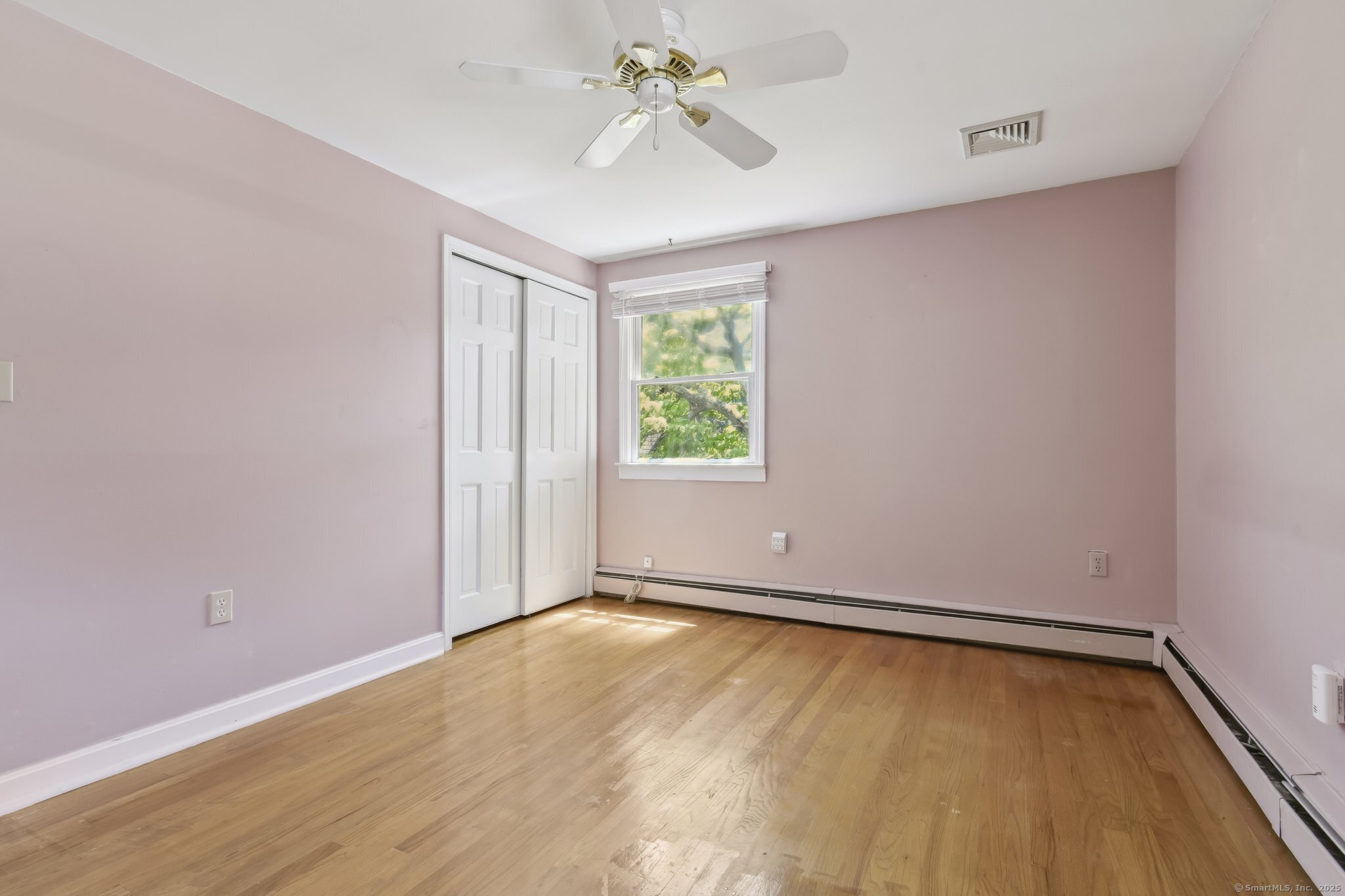 205 Ocean View, Groton, 06355, 3 Bedrooms Bedrooms, ,2 BathroomsBathrooms,Single Family For Sale,For Sale,Ocean View,24100453