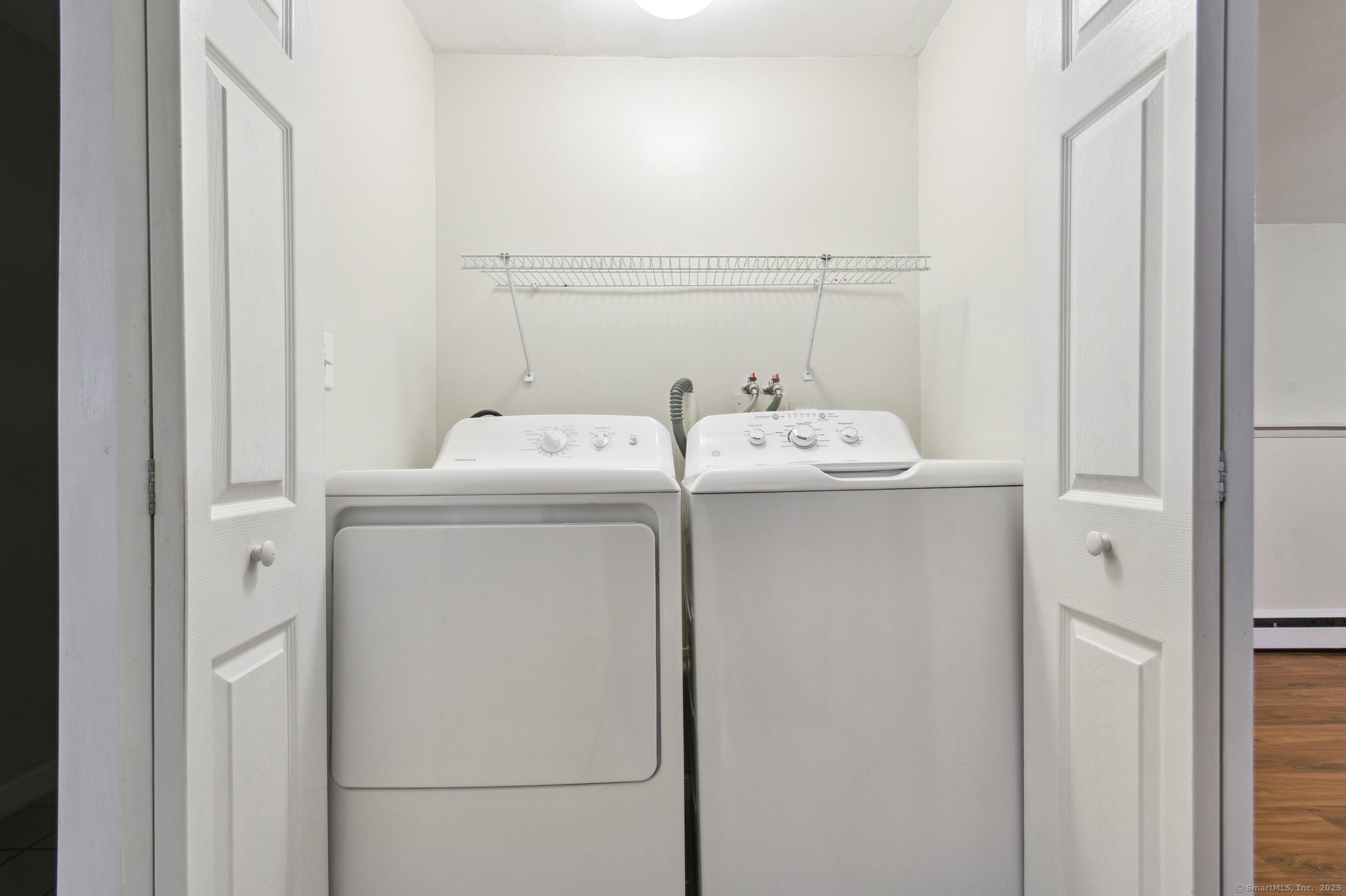 205 Ocean View, Groton, 06355, 3 Bedrooms Bedrooms, ,2 BathroomsBathrooms,Single Family For Sale,For Sale,Ocean View,24100453