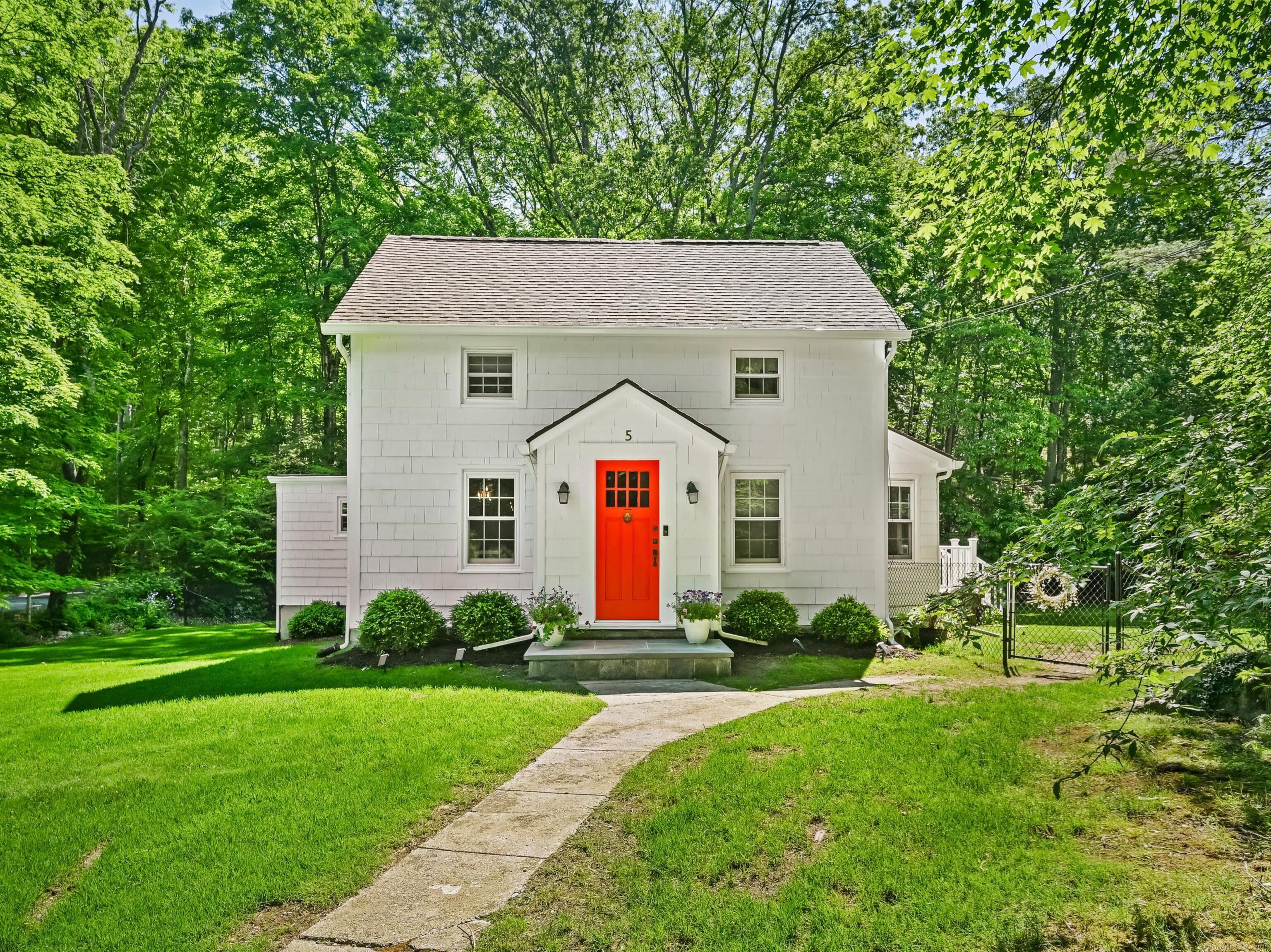 5 Hunting Ridge Road Stamford CT