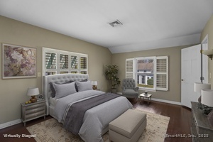 Homes for sale in Old Lyme, CT | 60 Lyme St, Old Lyme, CT 06371 | MLS# 24084603