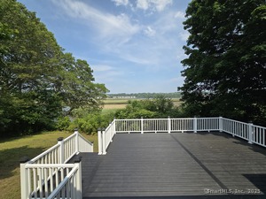 Homes for sale in Stratford, CT | 206 Bridgeview Pl, Stratford, CT 06614 | MLS# 24099697