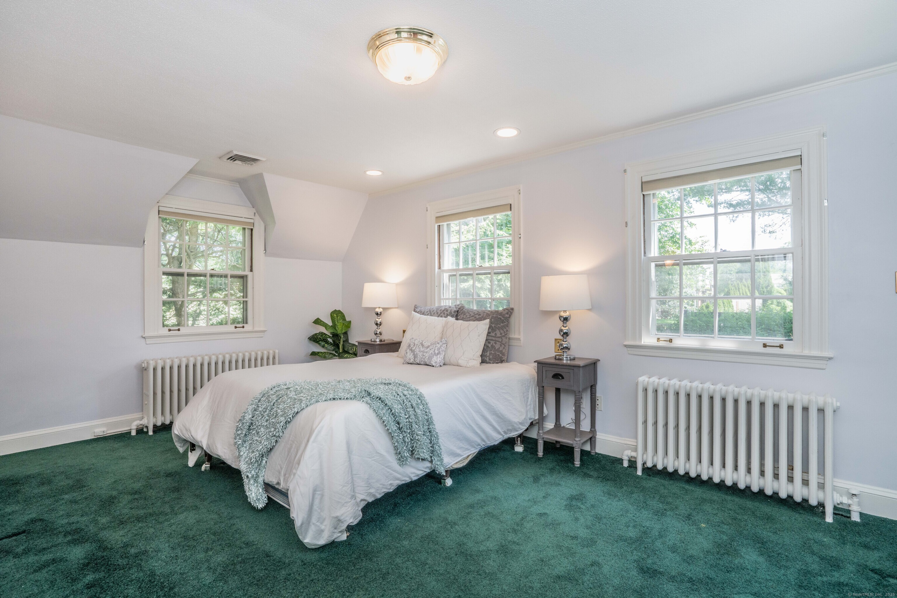 10 Norwood, West Hartford, 06117, 5 Bedrooms Bedrooms, ,4 BathroomsBathrooms,Single Family For Sale,For Sale,Norwood,24101513