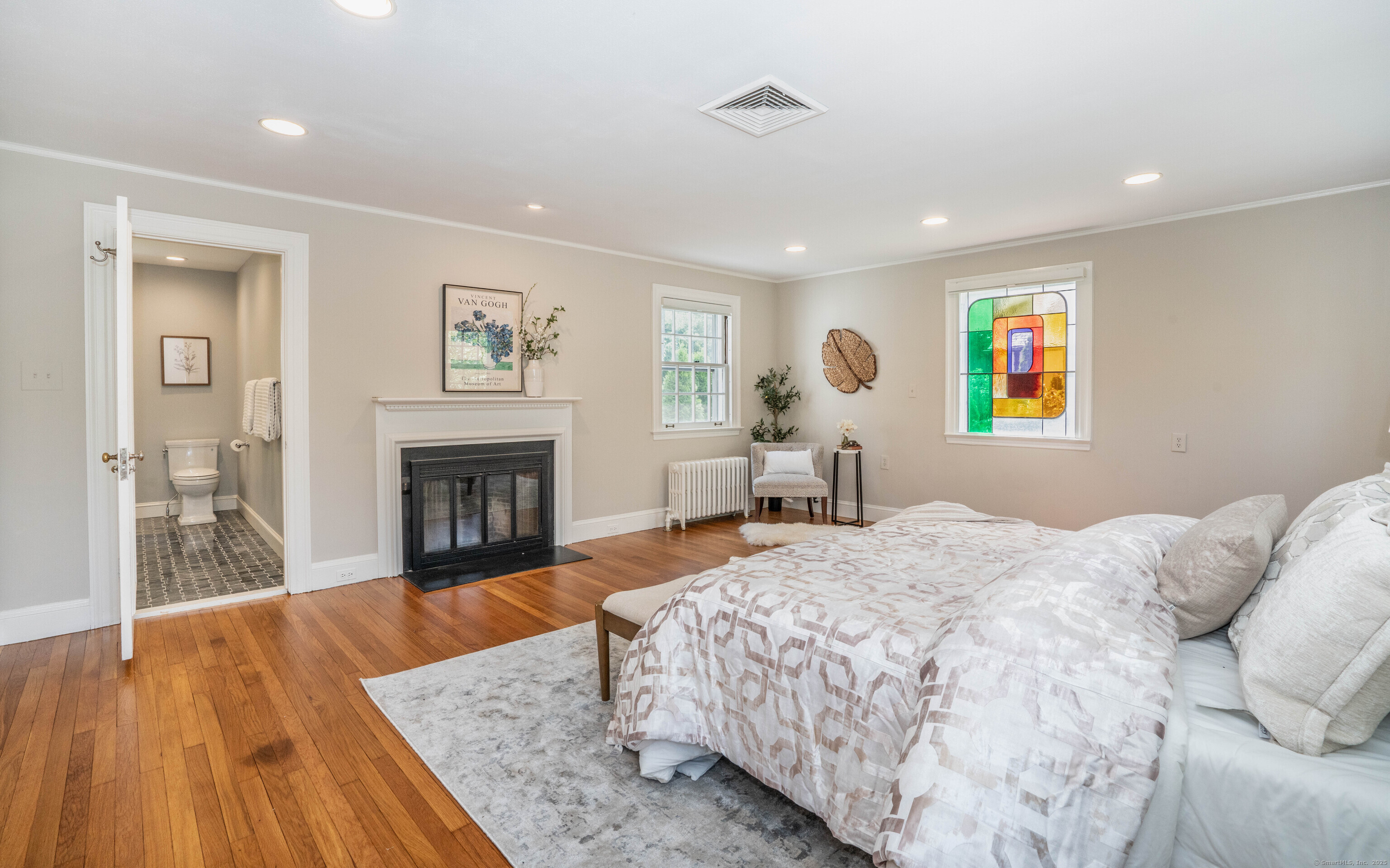 10 Norwood, West Hartford, 06117, 5 Bedrooms Bedrooms, ,4 BathroomsBathrooms,Single Family For Sale,For Sale,Norwood,24101513