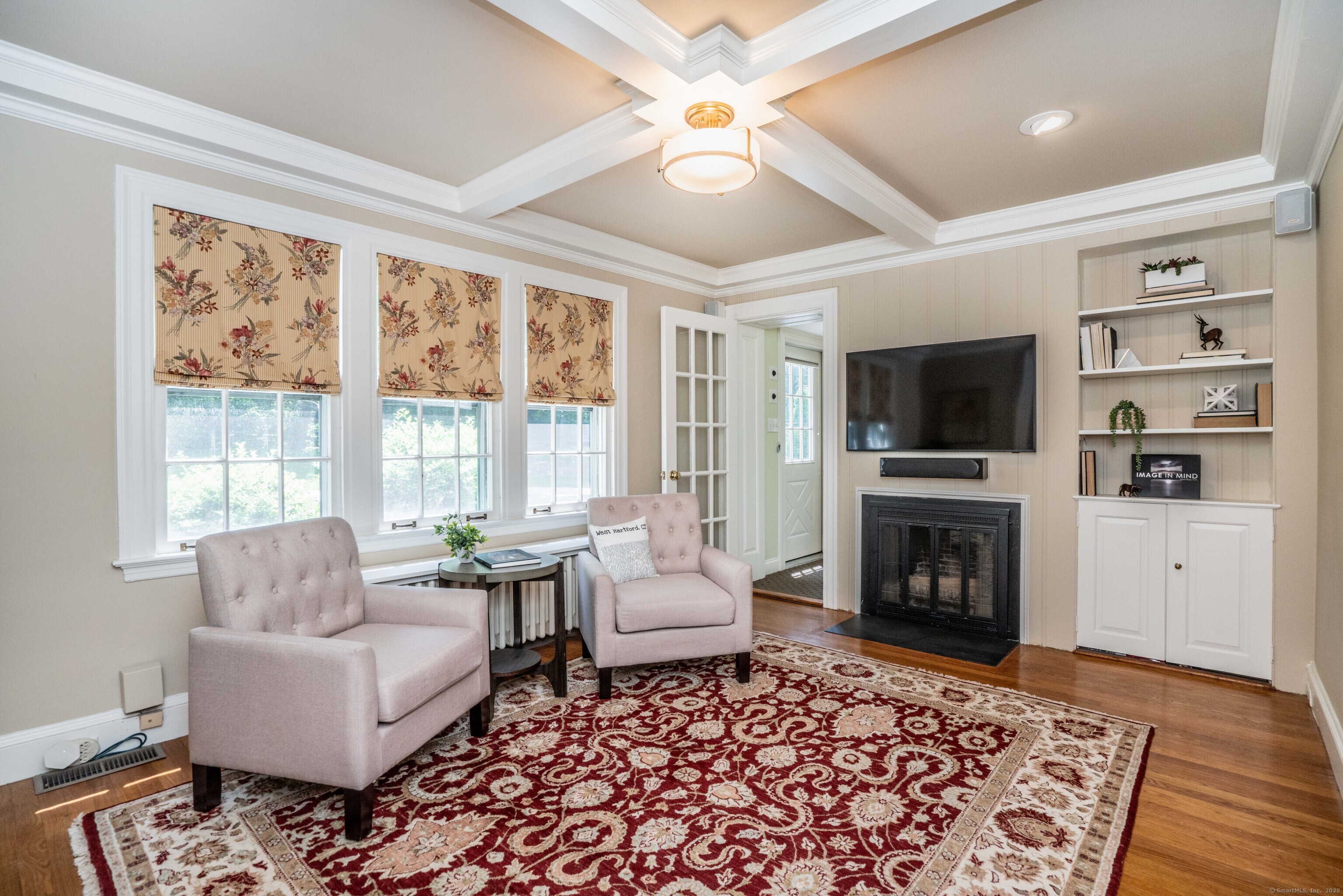 10 Norwood, West Hartford, 06117, 5 Bedrooms Bedrooms, ,4 BathroomsBathrooms,Single Family For Sale,For Sale,Norwood,24101513