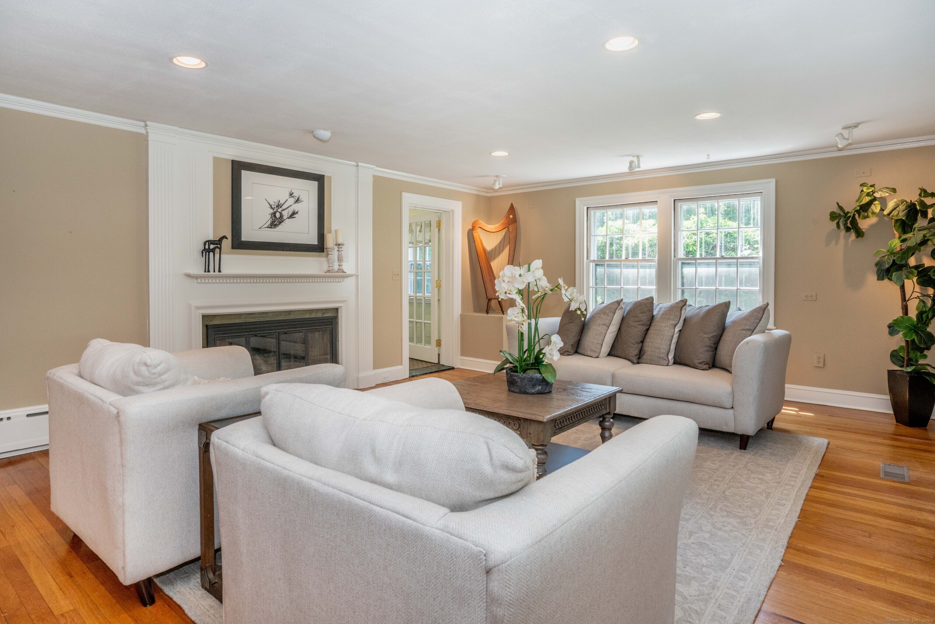 10 Norwood, West Hartford, 06117, 5 Bedrooms Bedrooms, ,4 BathroomsBathrooms,Single Family For Sale,For Sale,Norwood,24101513