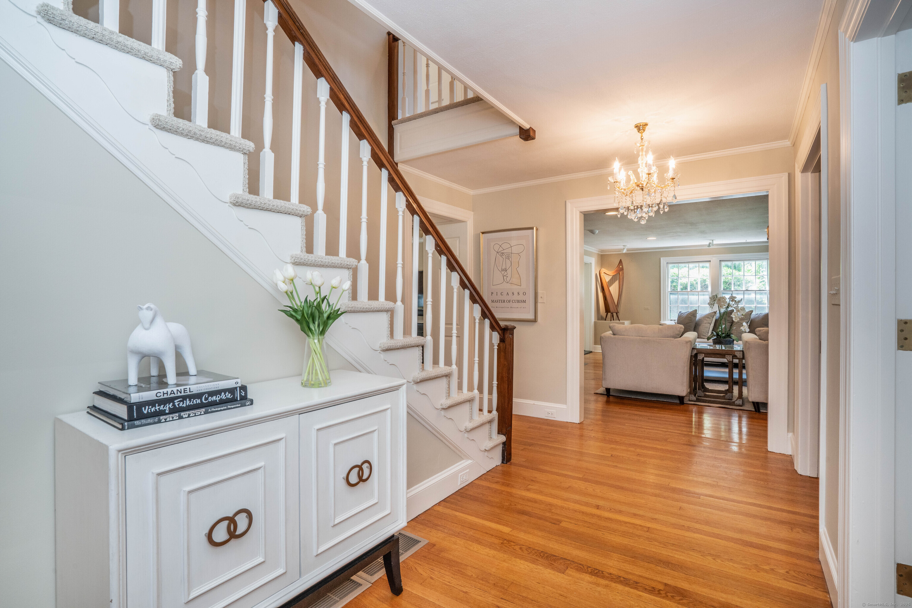 10 Norwood, West Hartford, 06117, 5 Bedrooms Bedrooms, ,4 BathroomsBathrooms,Single Family For Sale,For Sale,Norwood,24101513