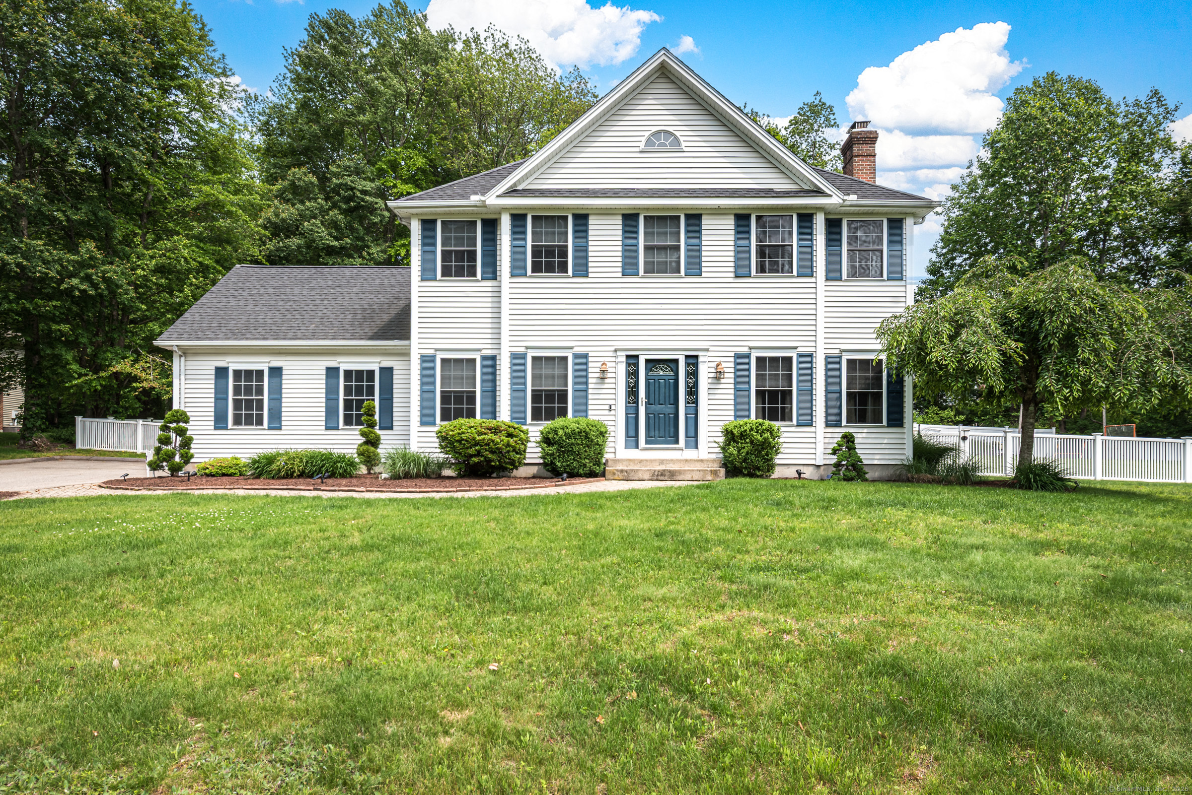 59 Woodbine Road Colchester CT