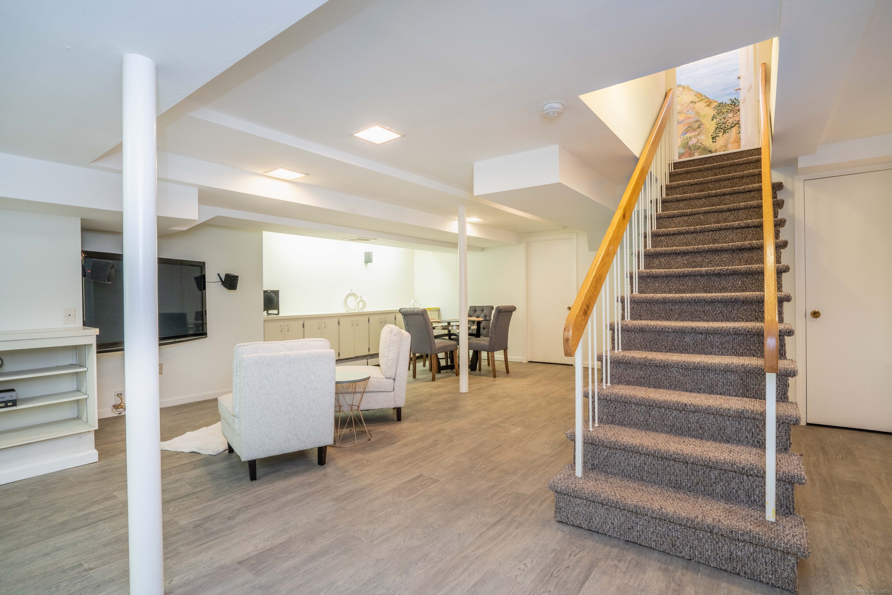 10 Norwood, West Hartford, 06117, 5 Bedrooms Bedrooms, ,4 BathroomsBathrooms,Single Family For Sale,For Sale,Norwood,24101513