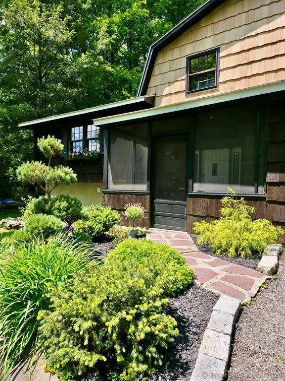 687 Sprout Brook, Putnam Valley, 10579, 4 Bedrooms Bedrooms, ,2 BathroomsBathrooms,Single Family For Sale,For Sale,Sprout Brook,24100267