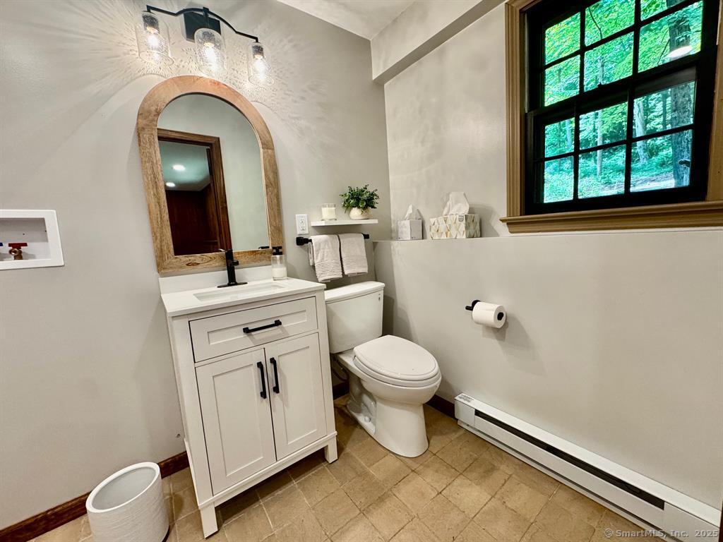 687 Sprout Brook, Putnam Valley, 10579, 4 Bedrooms Bedrooms, ,2 BathroomsBathrooms,Single Family For Sale,For Sale,Sprout Brook,24100267