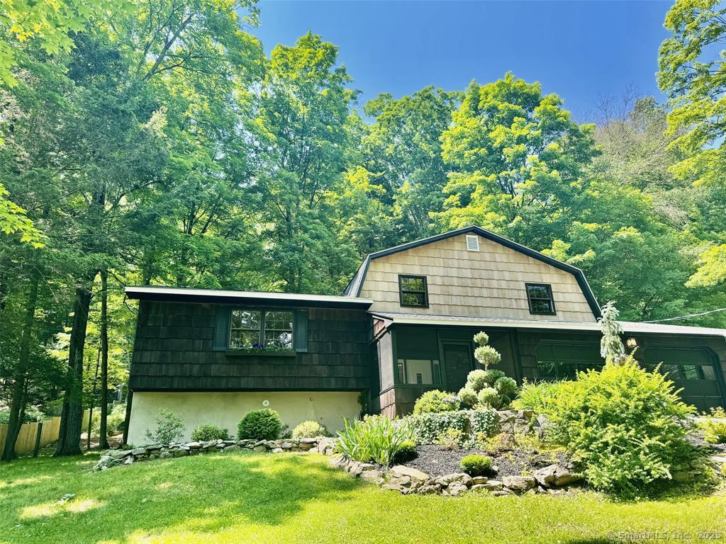 687 Sprout Brook, Putnam Valley, 10579, 4 Bedrooms Bedrooms, ,2 BathroomsBathrooms,Single Family For Sale,For Sale,Sprout Brook,24100267