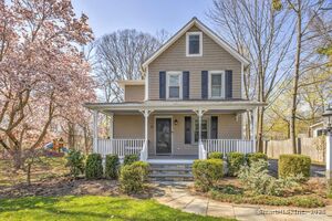 11 Greenwood Avenue