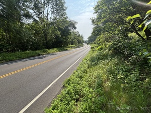 Homes for sale in Prospect, CT | 44 Cheshire Rd, Prospect, CT 06712 | MLS# 24101996