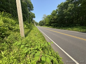 Homes for sale in Prospect, CT | 44 Cheshire Rd, Prospect, CT 06712 | MLS# 24101996