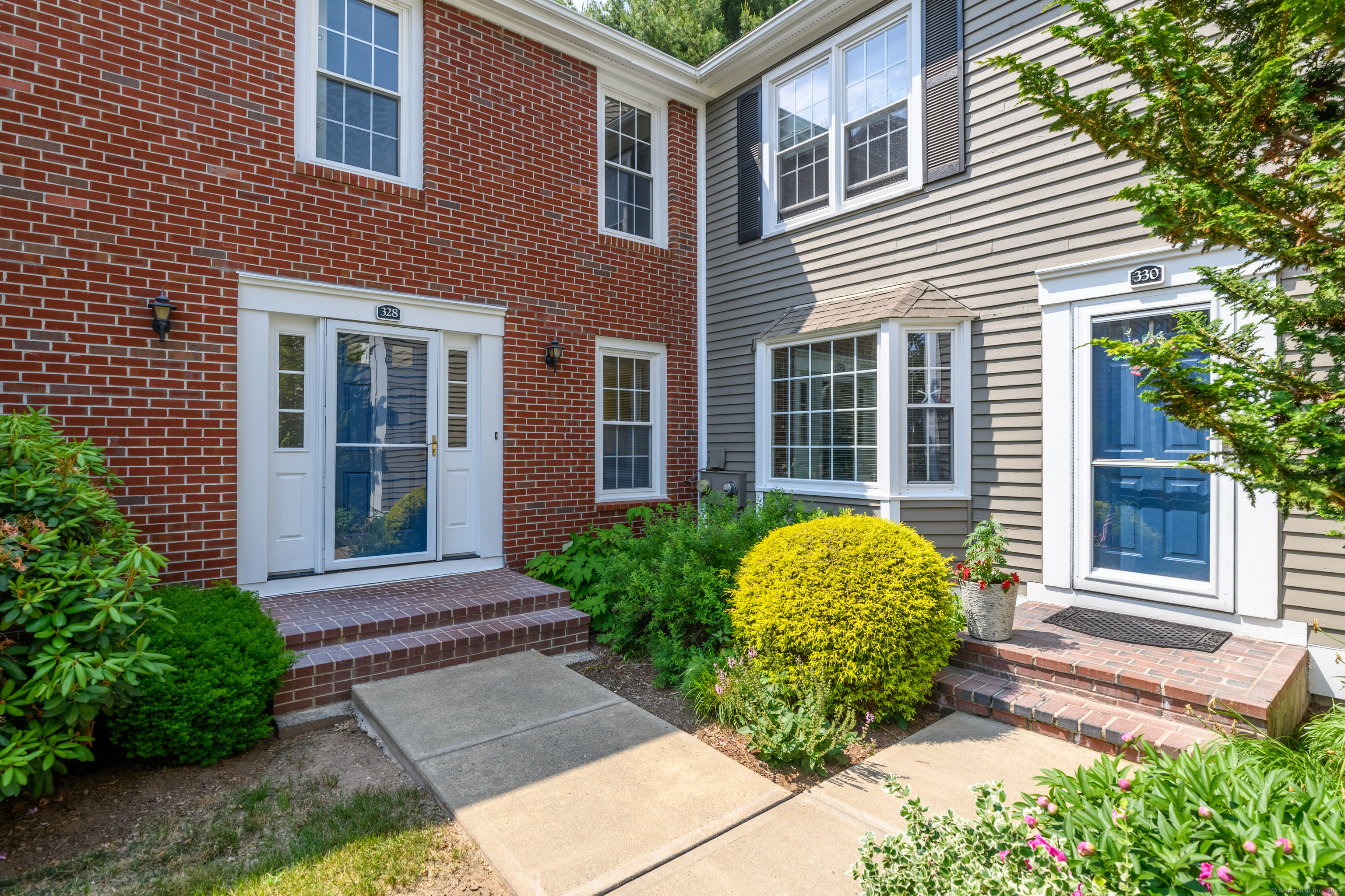 328 Monaco Lane Glastonbury CT