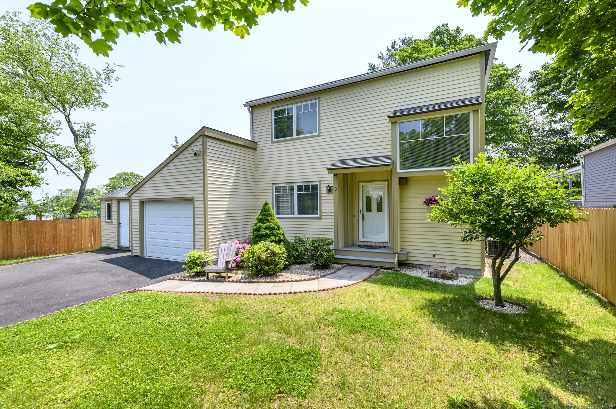 10 Dry Hill Court Norwalk CT