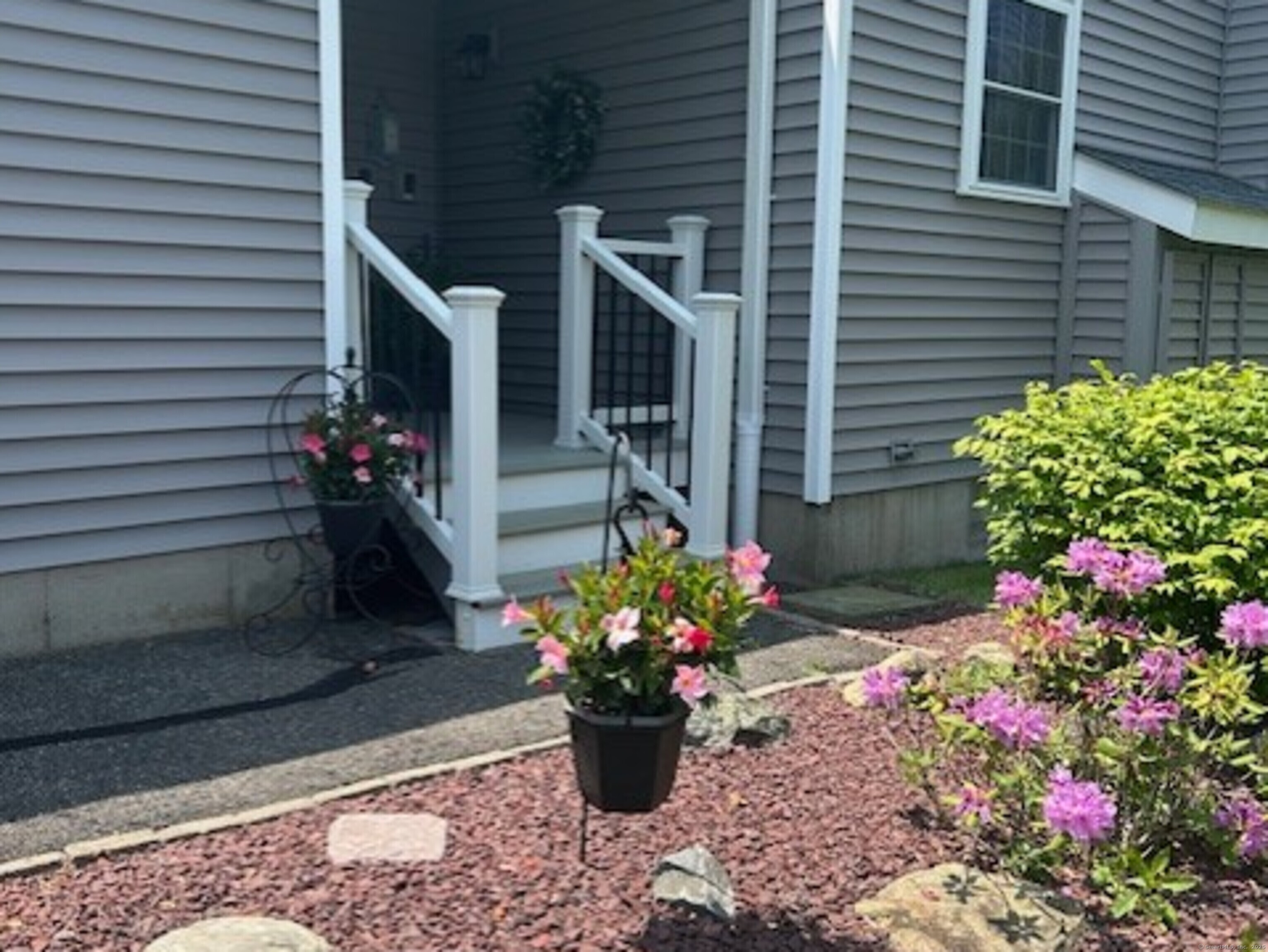 749 Long Hill Road Middletown CT