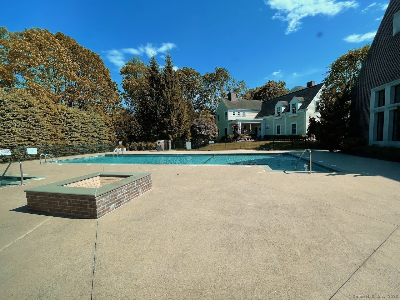 77 Havemeyer Lane, Stamford, Connecticut photo 1