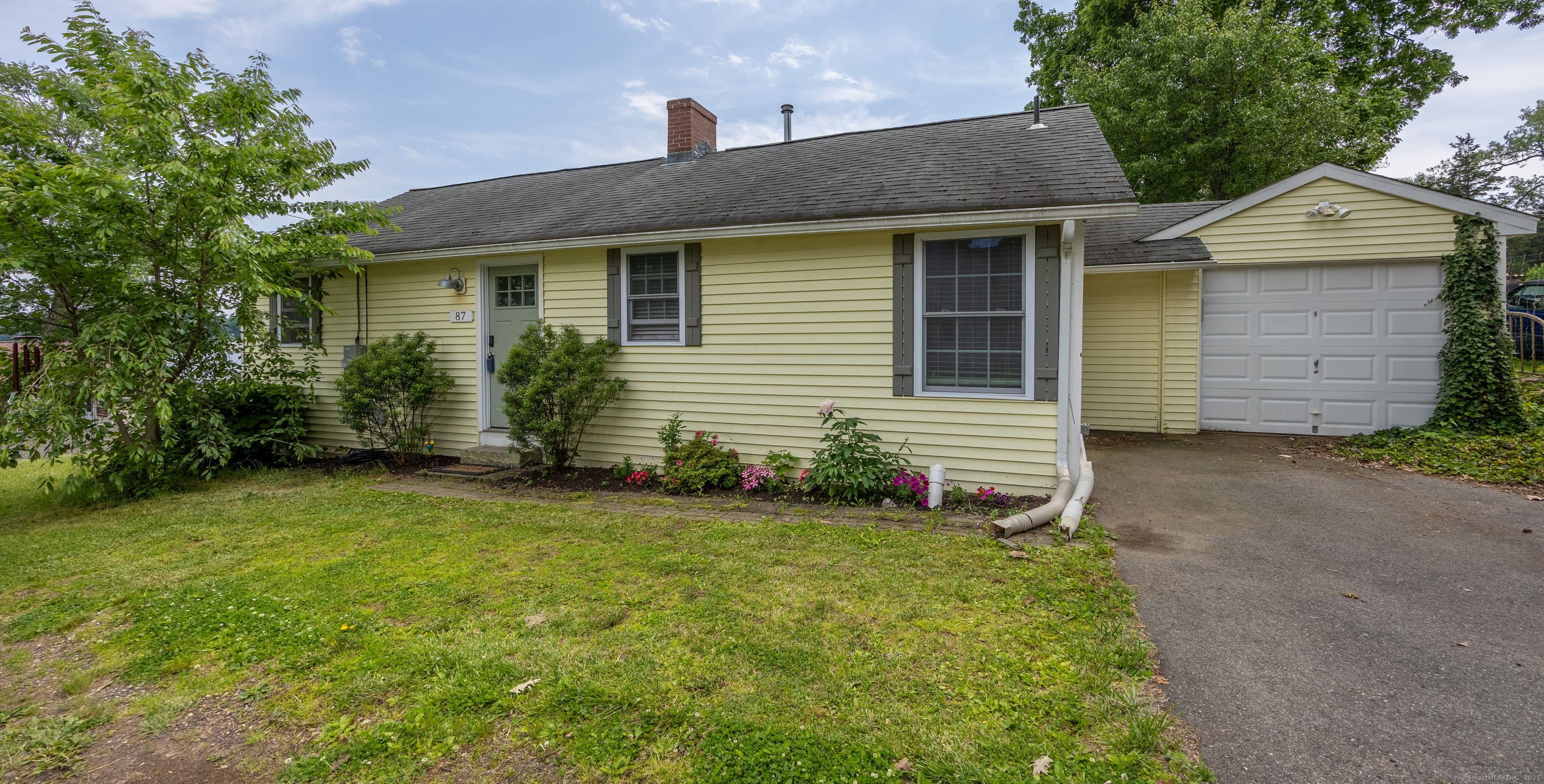 87 Lake Shore Drive Middlefield CT