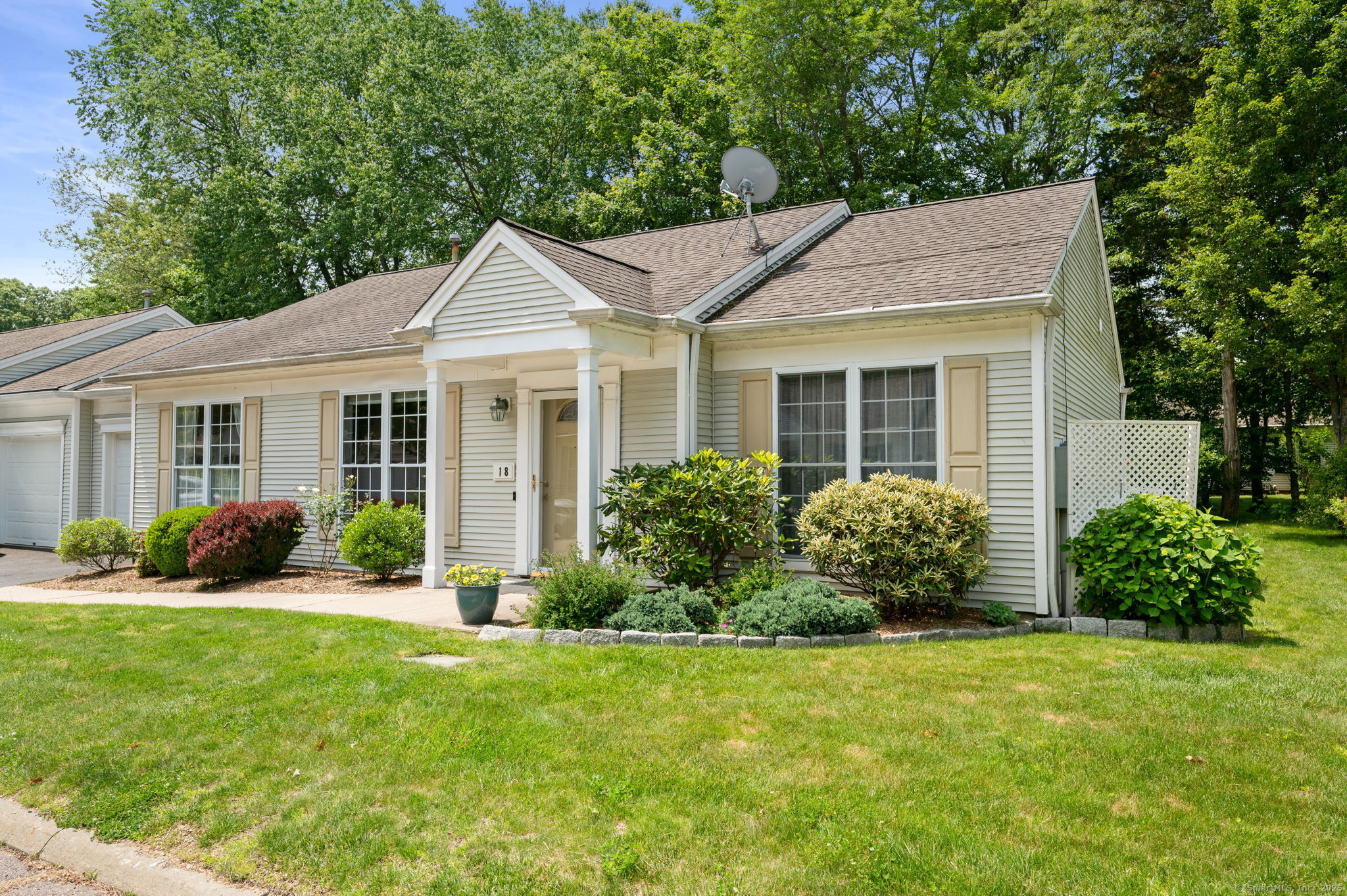 18 Beechwood Drive Waterford CT