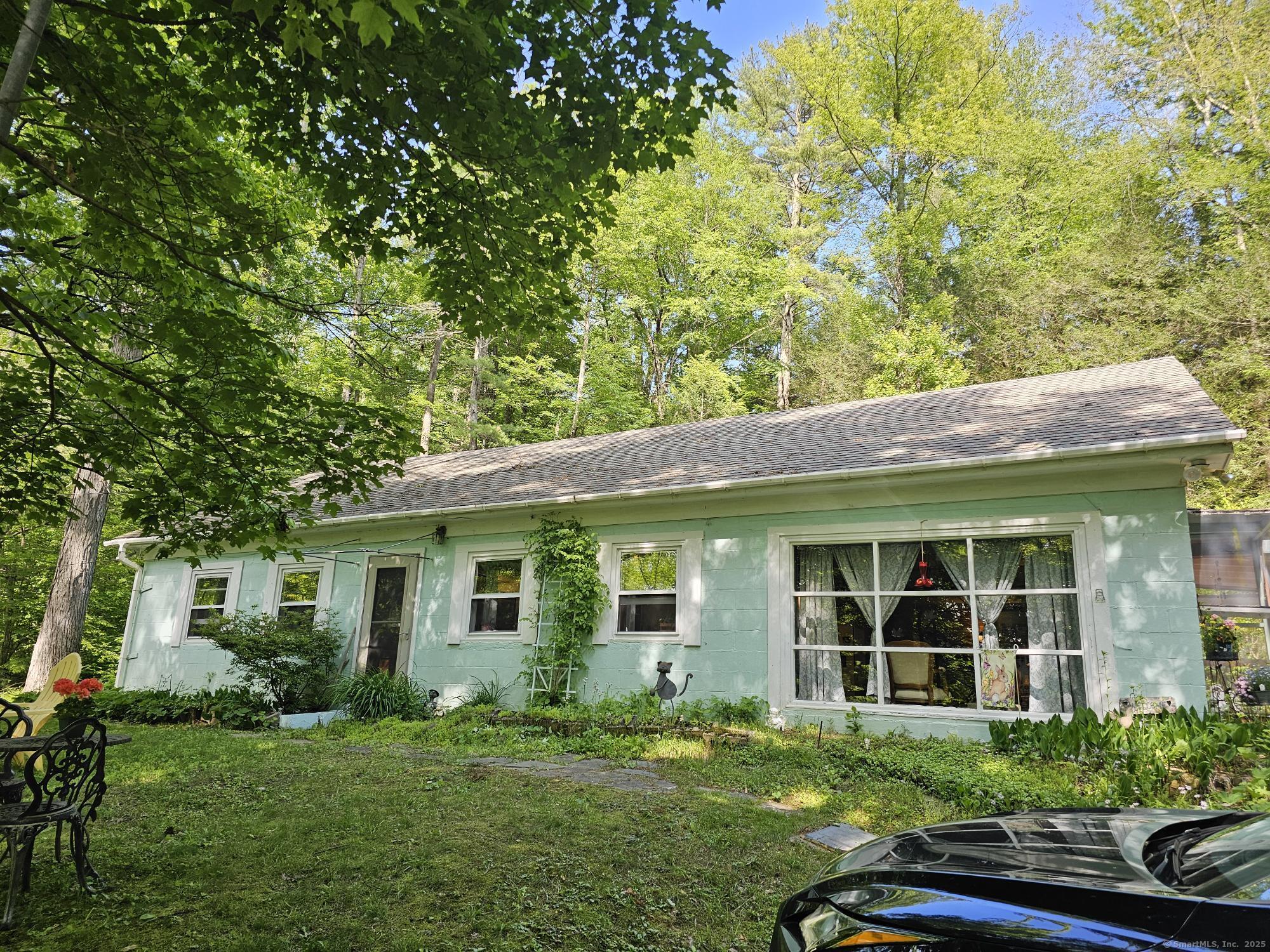 28 Oak Drive Woodstock CT