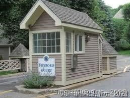 416 Foxboro Drive, Norwalk, Connecticut photo 1