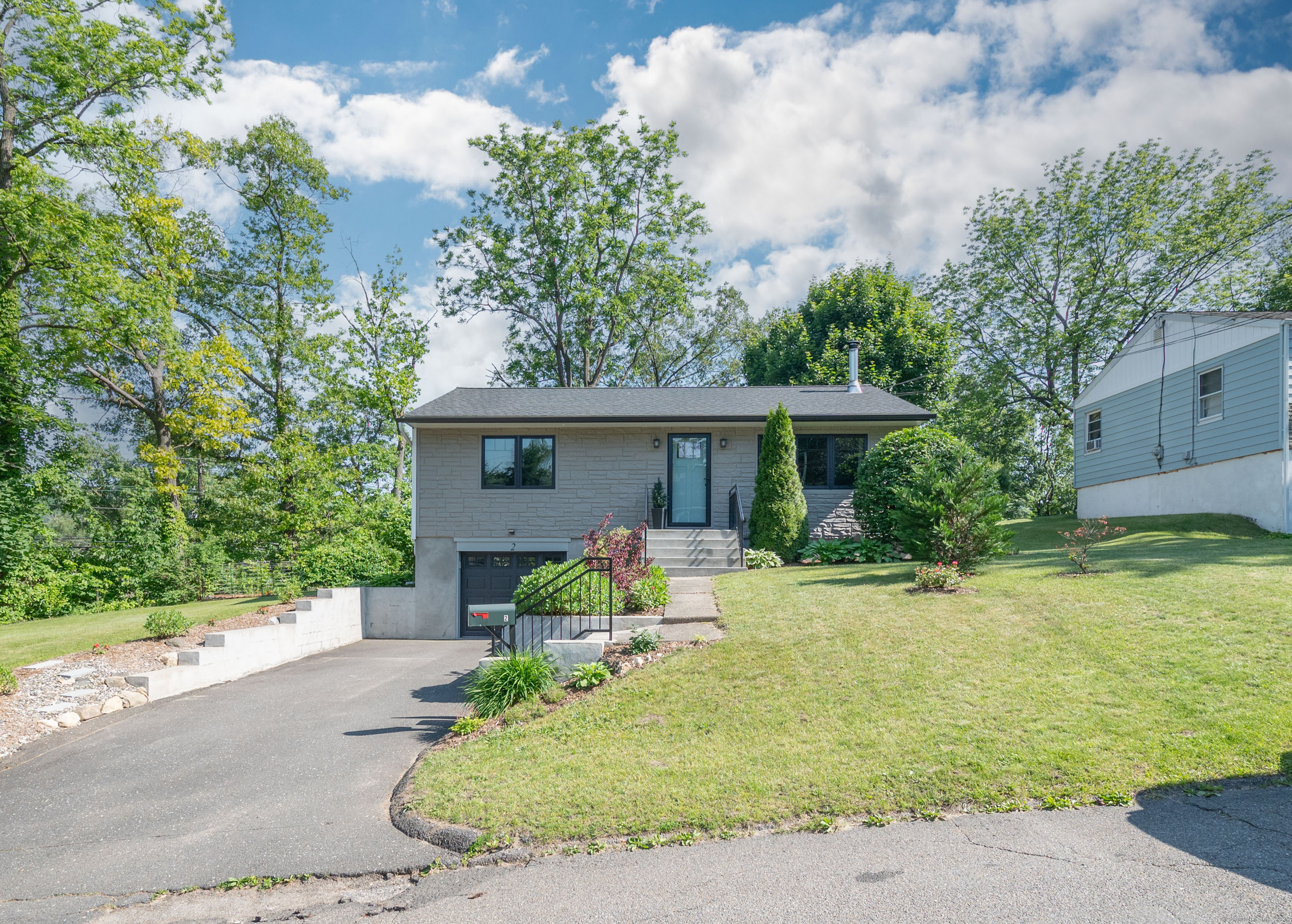 2 Melillo Avenue Bethel CT